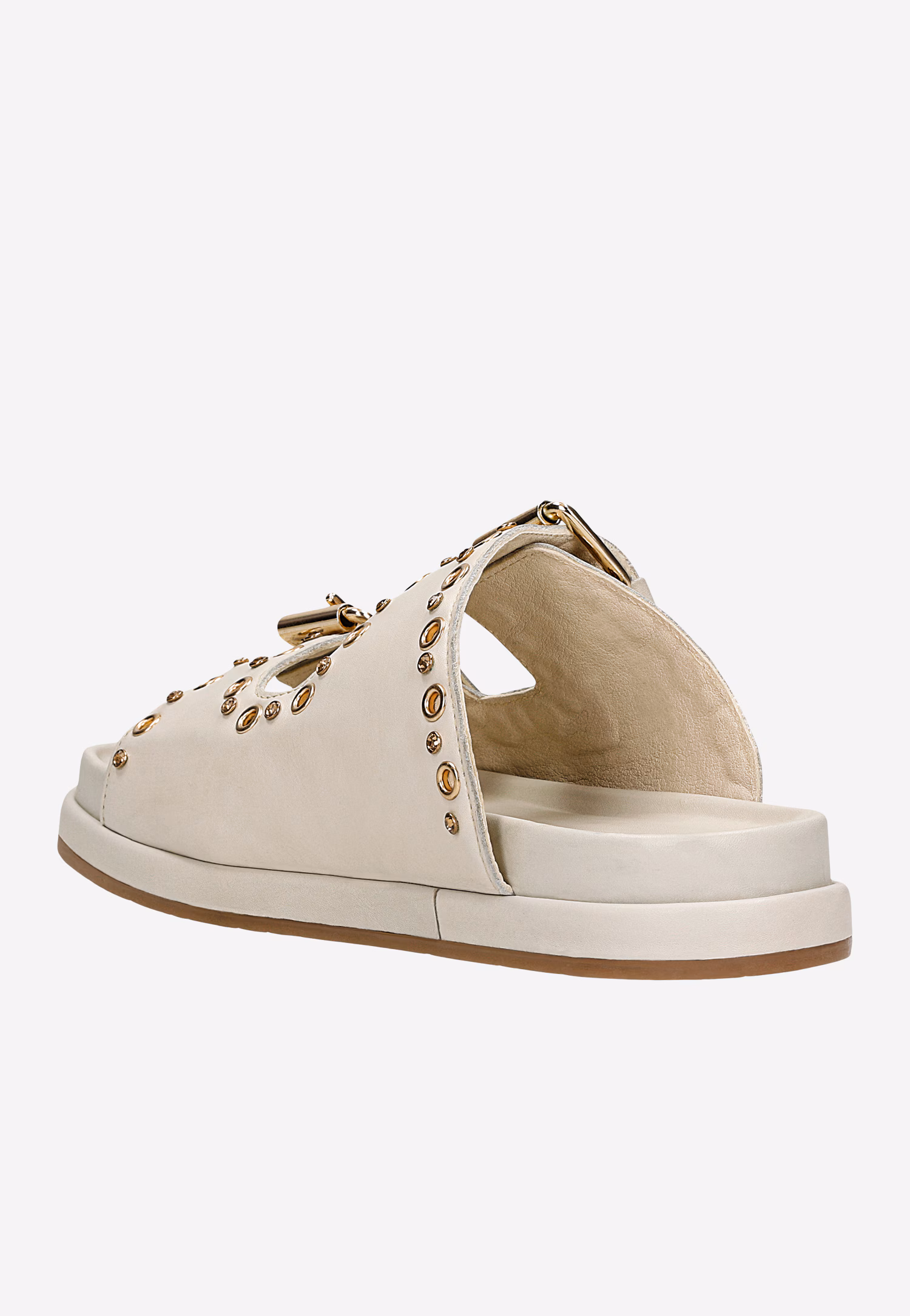 Czarne klapki ze skóry licowej z ozdobnymi nitami