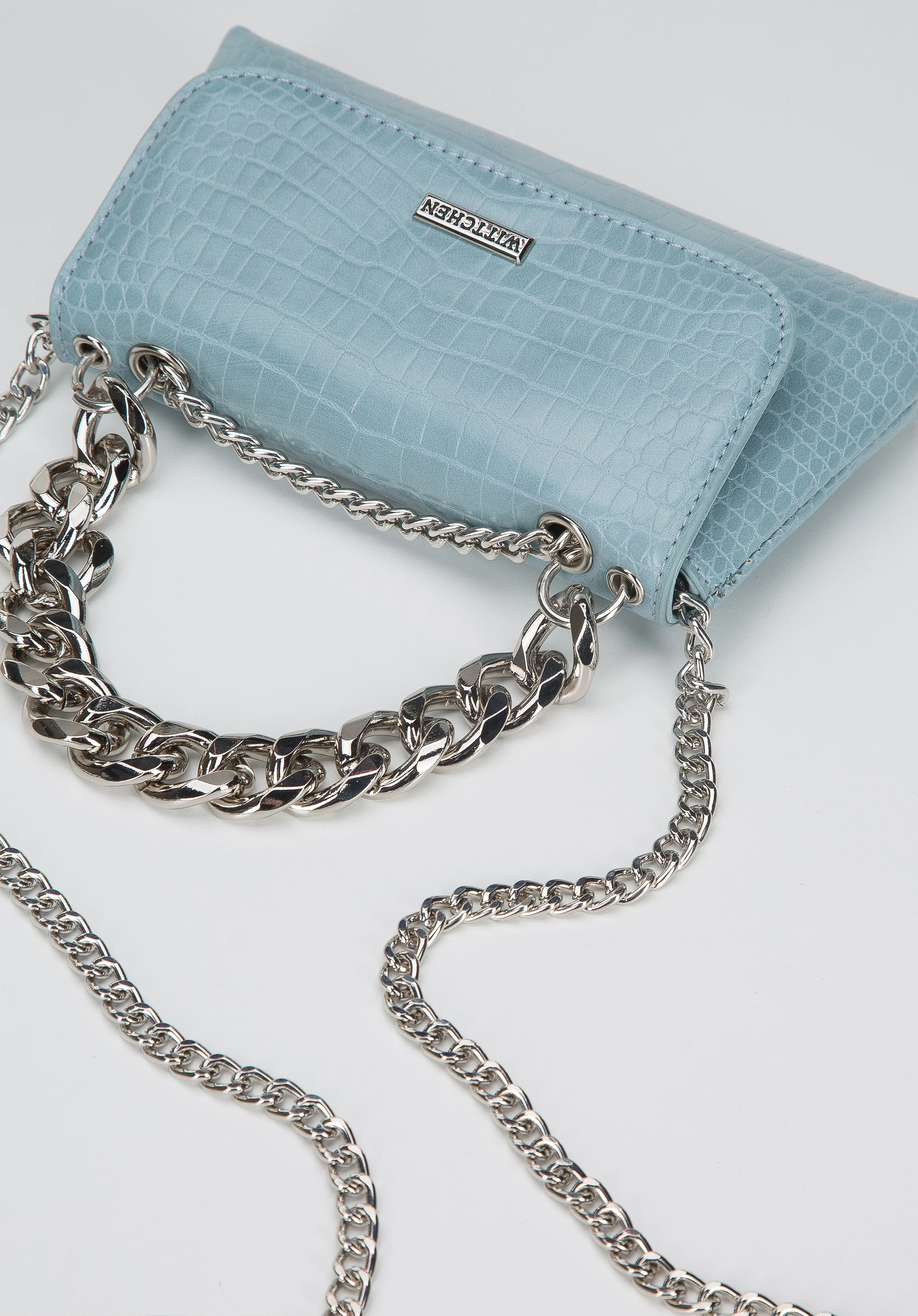 Minitorebka z ekoskóry croco z dwoma łańcuchami