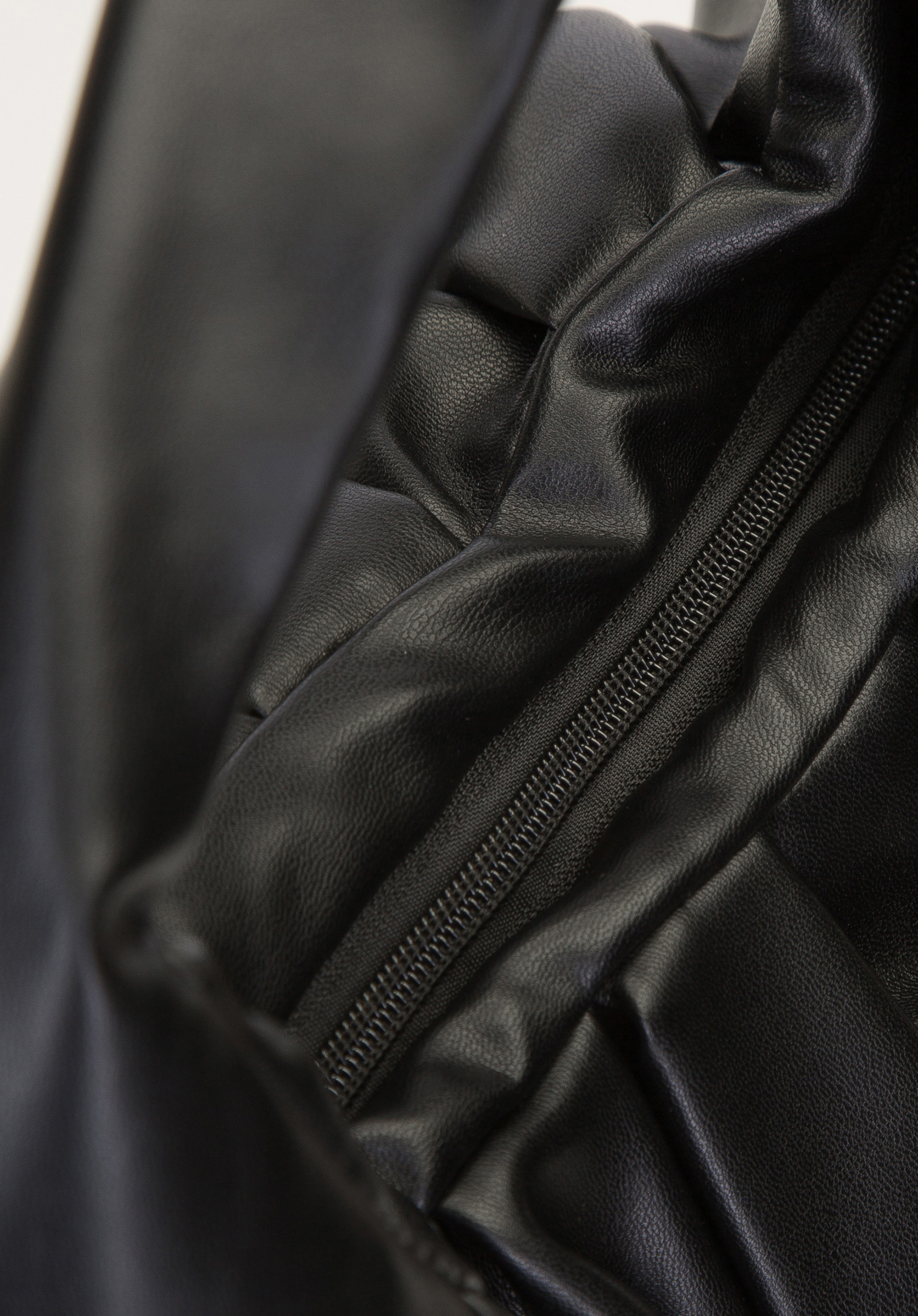 Torebka worek z marszczonej ekoskóry