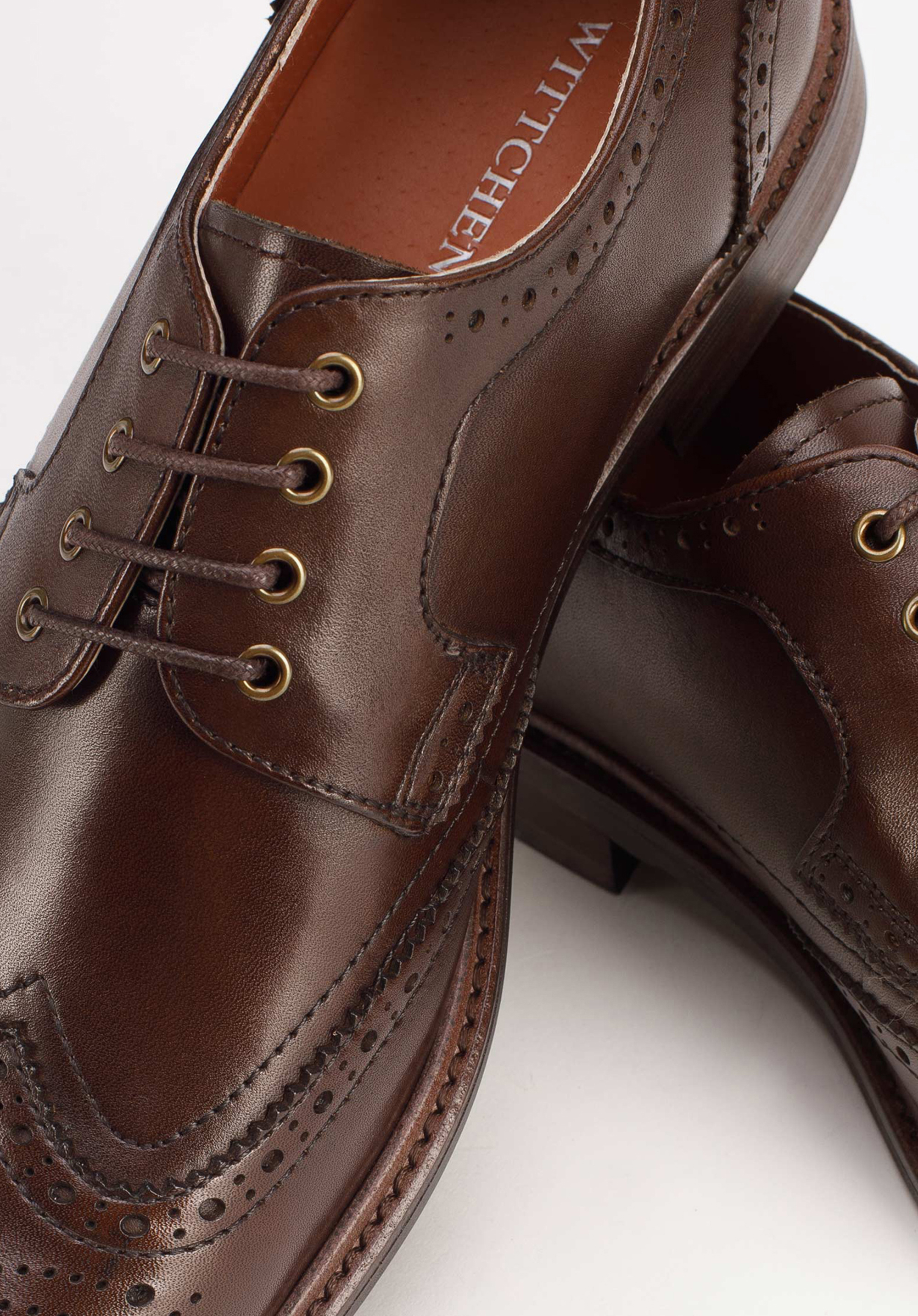 Męskie brogsy ze skóry licowej z perforacjami