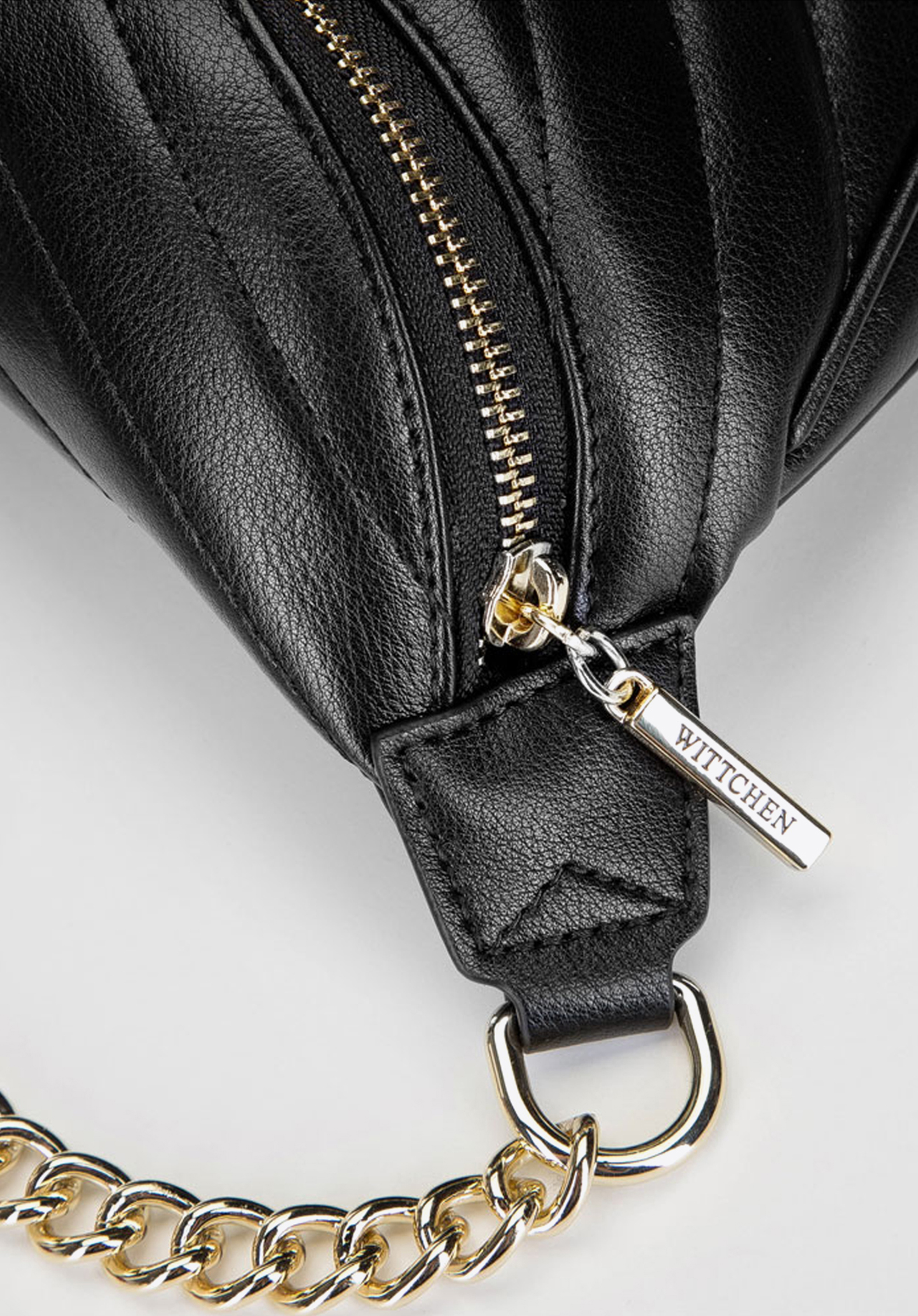 Damska torebka nerka skórzana z ukośnym pikowaniem