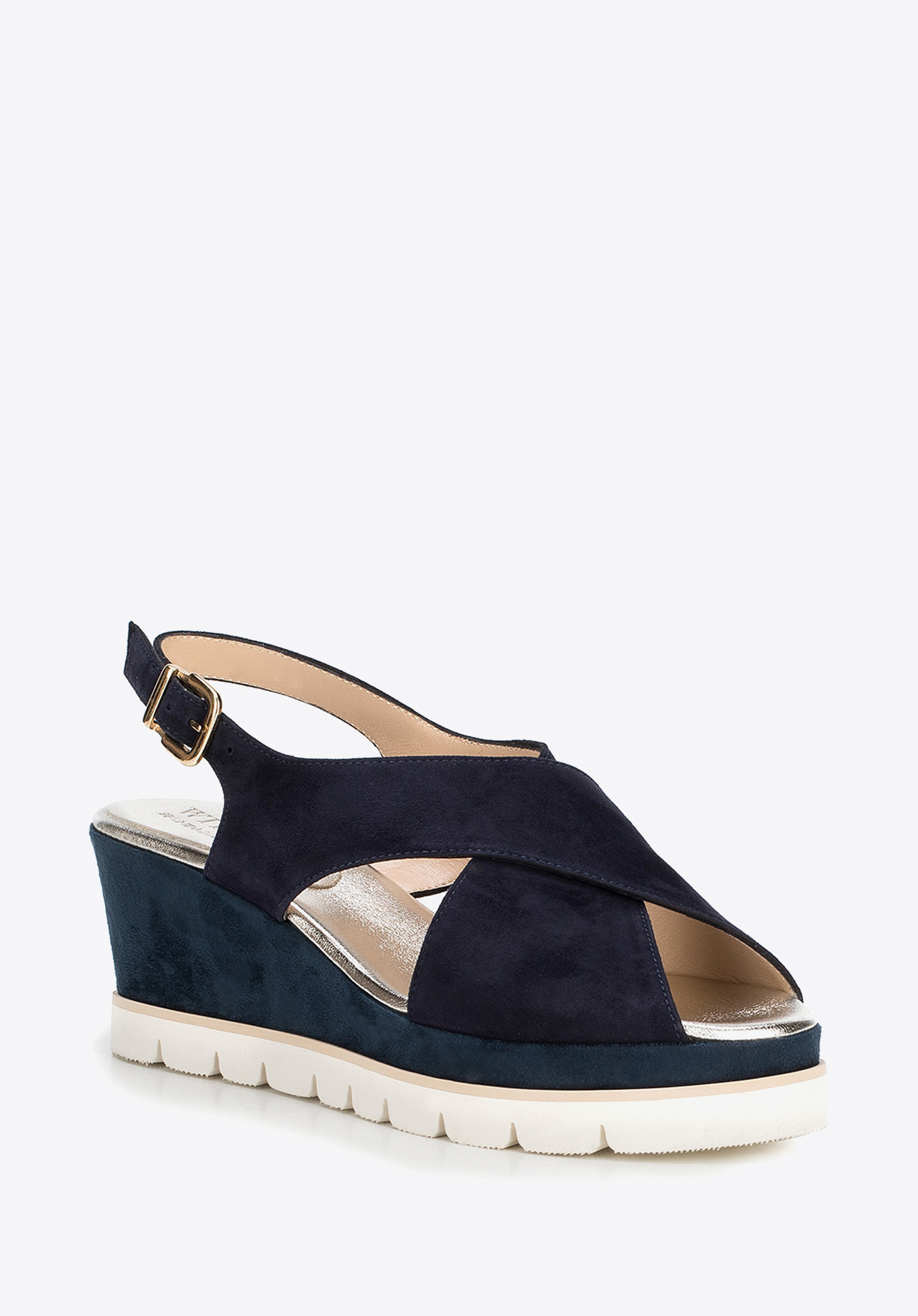 Damskie sandały zamszowe na jasnej podeszwie