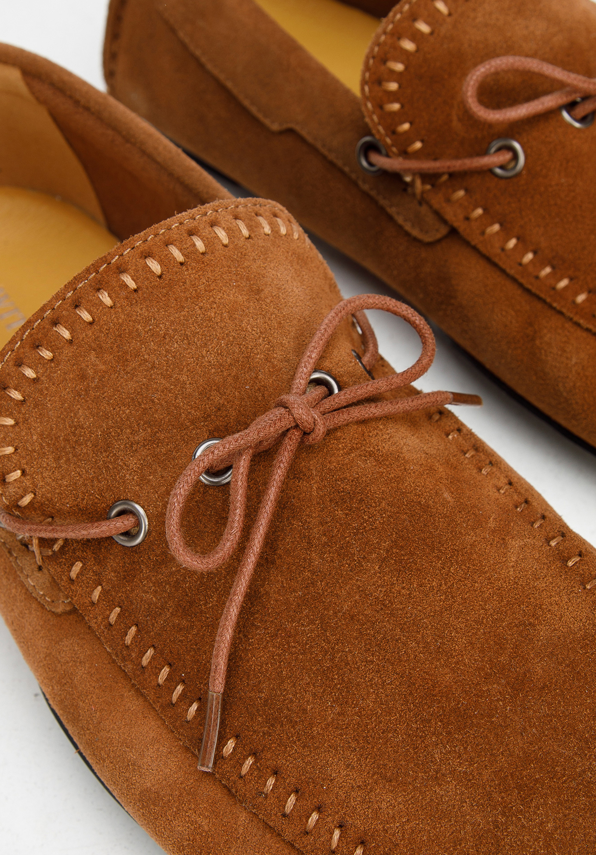 Męskie mokasyny samochodowe ze skóry zamszowej