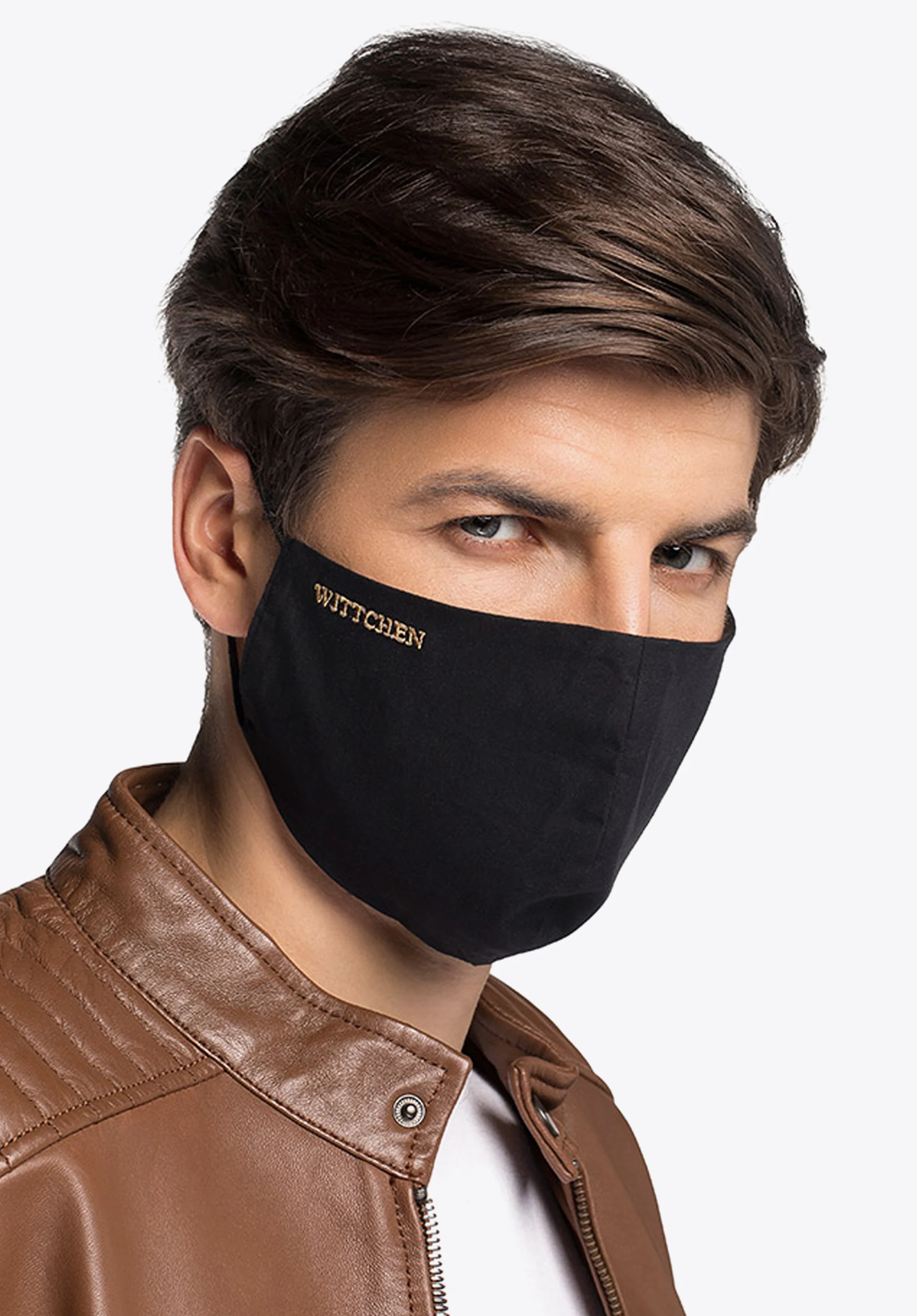 Maseczka bawełniana profilowana ze złotym logo