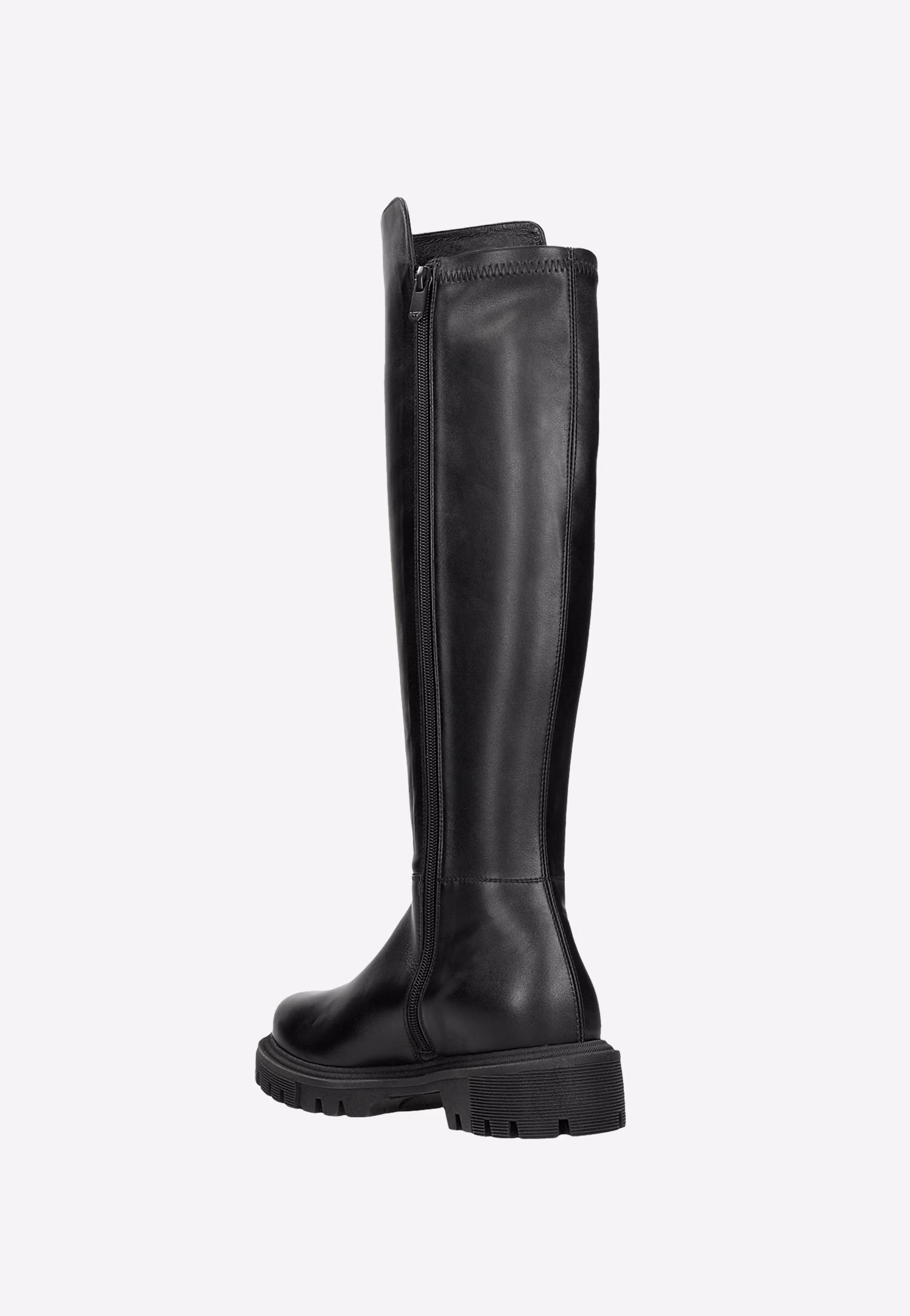 Czarne zimowe kozaki damskie na traktorze