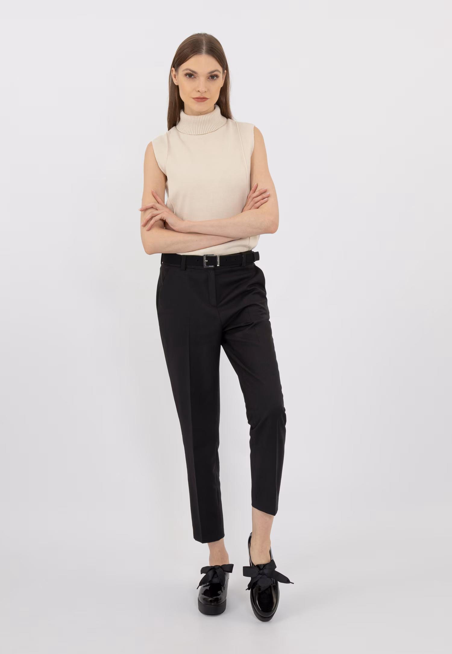 Czarne półbuty damskie