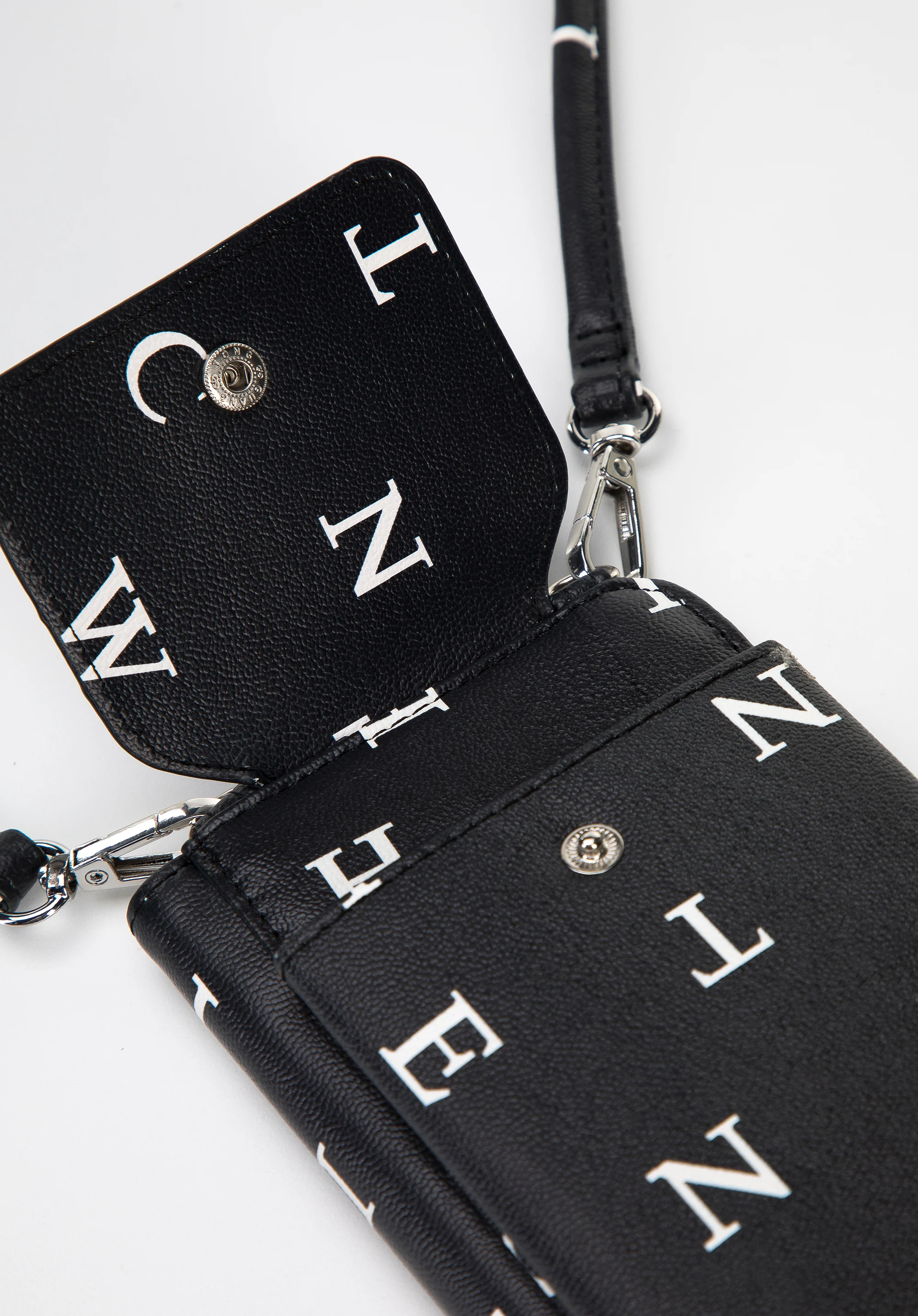 Damski portfel z etui na telefon