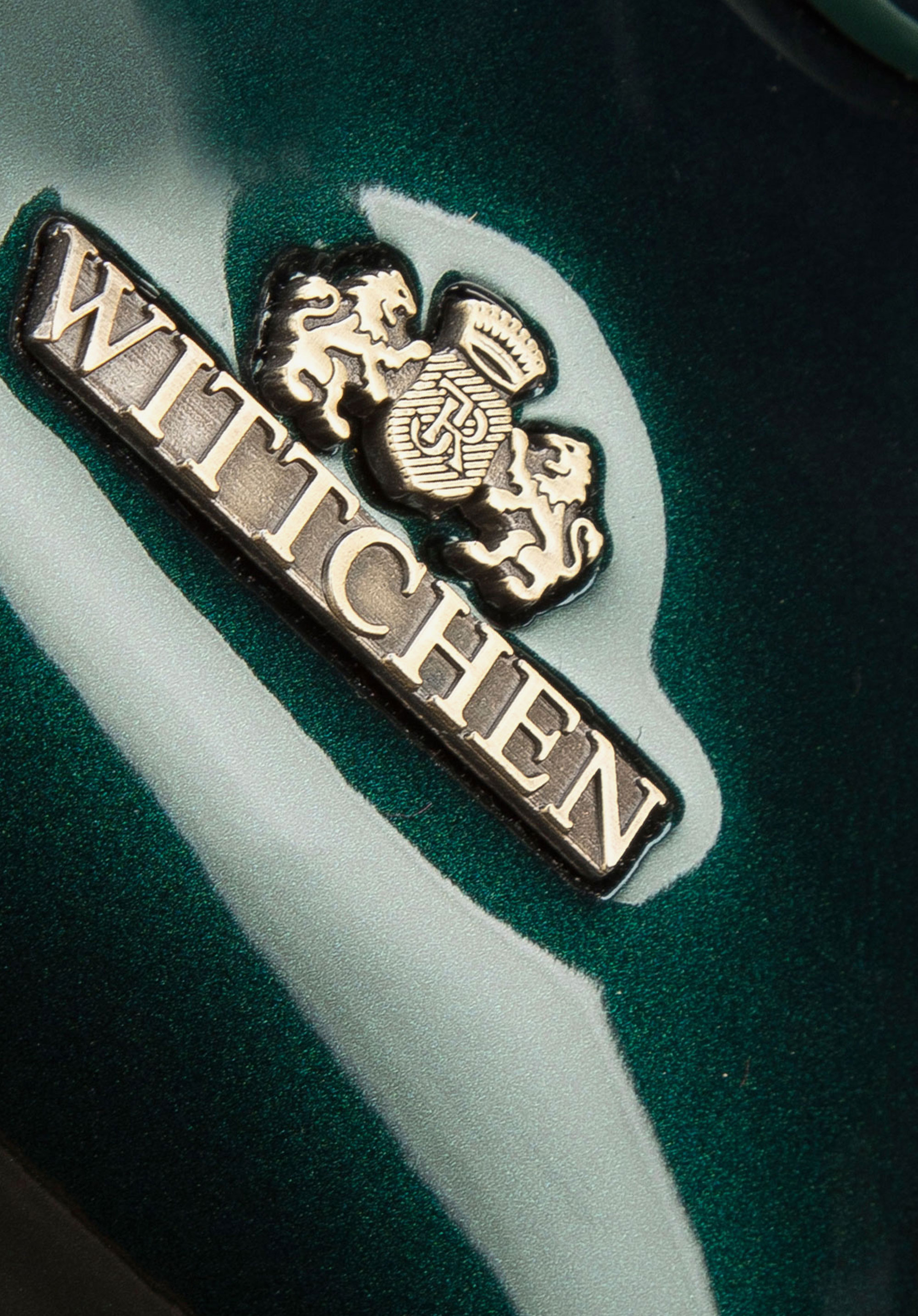 Kosmetyczka skórzana lakierowana półokrągła