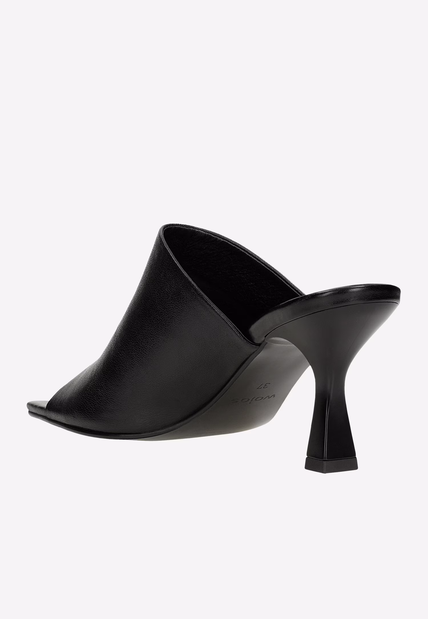 Czarne klapki na obcasie ze skóry licowej