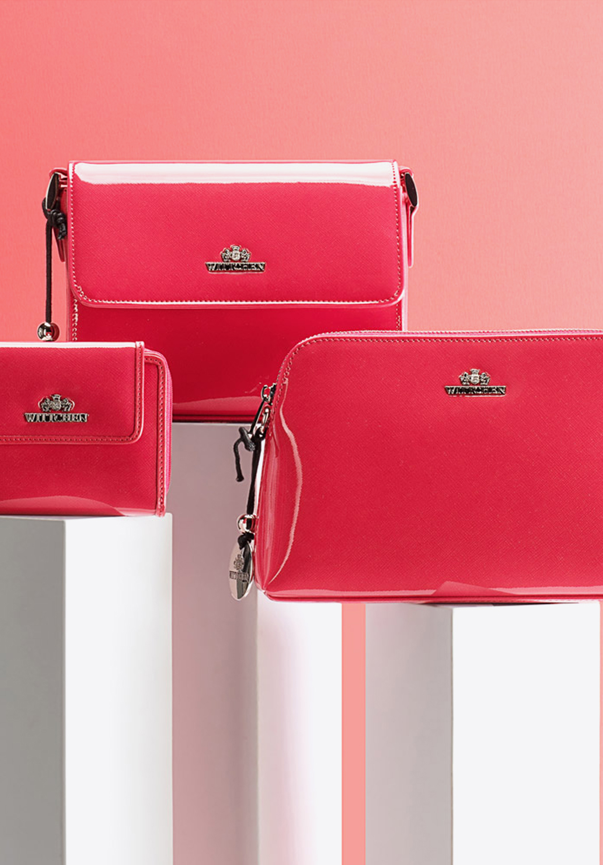 Damska listonoszka skórzana lakierowana