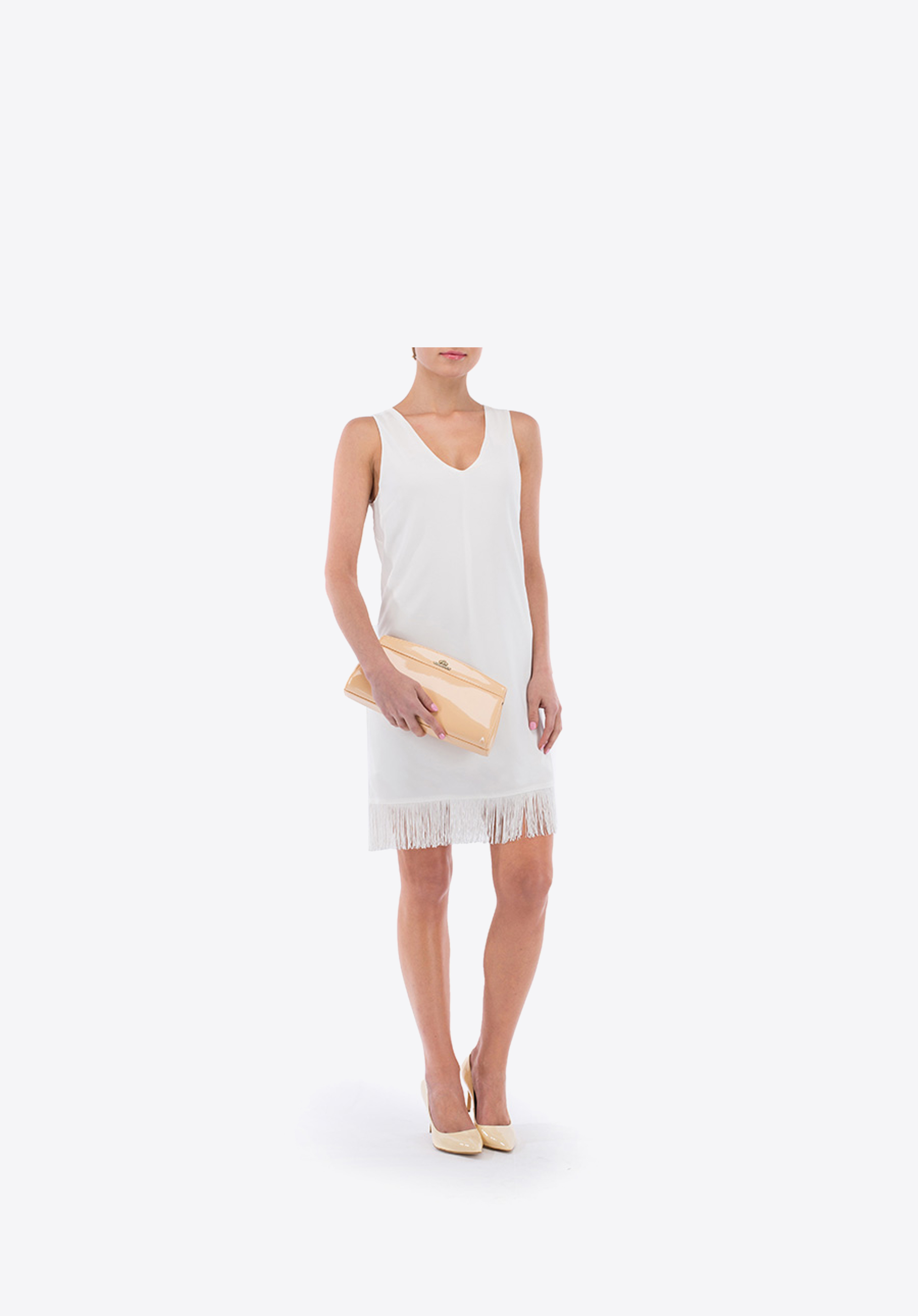 Wieczorowa torebka ze skóry lakierowanej trapezowa