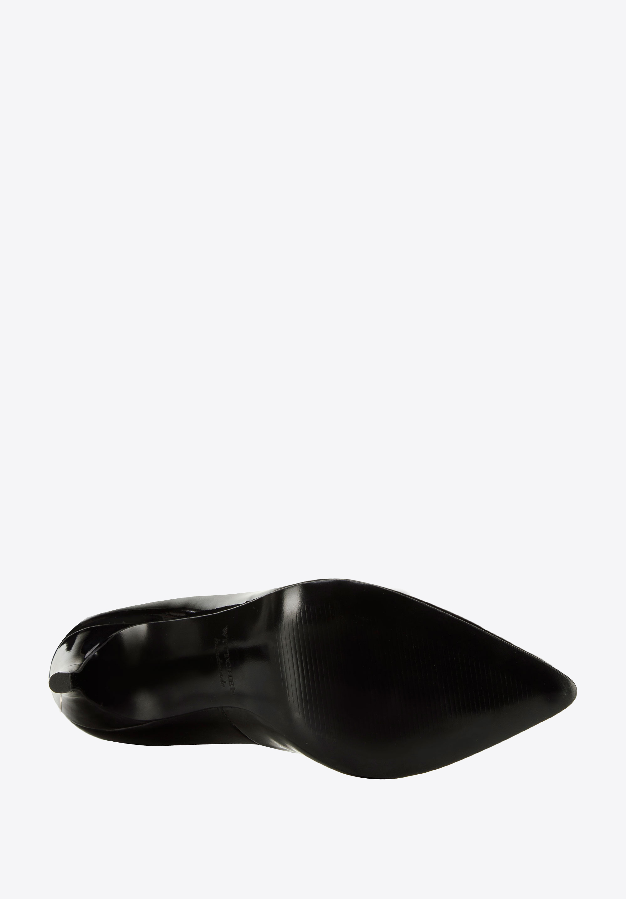 Szpilki ze skóry lakierowanej klasyczne