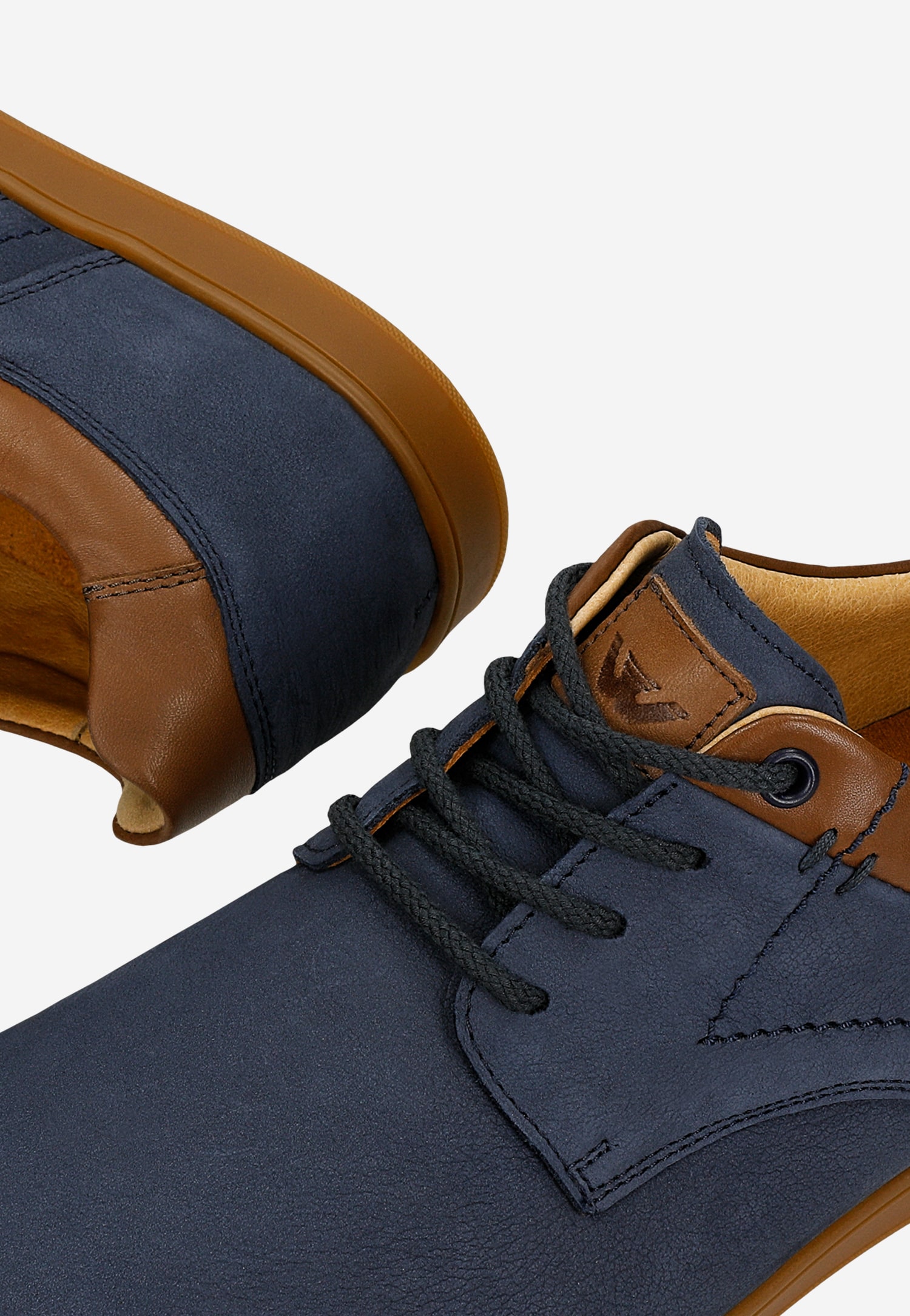 Granatowe półbuty męskie z nubuku z brązowymi wstawkami