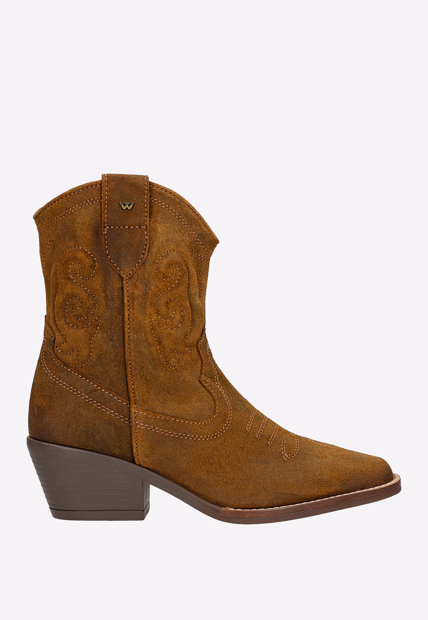 Brązowe kowbojki z ozdobnymi przeszyciami