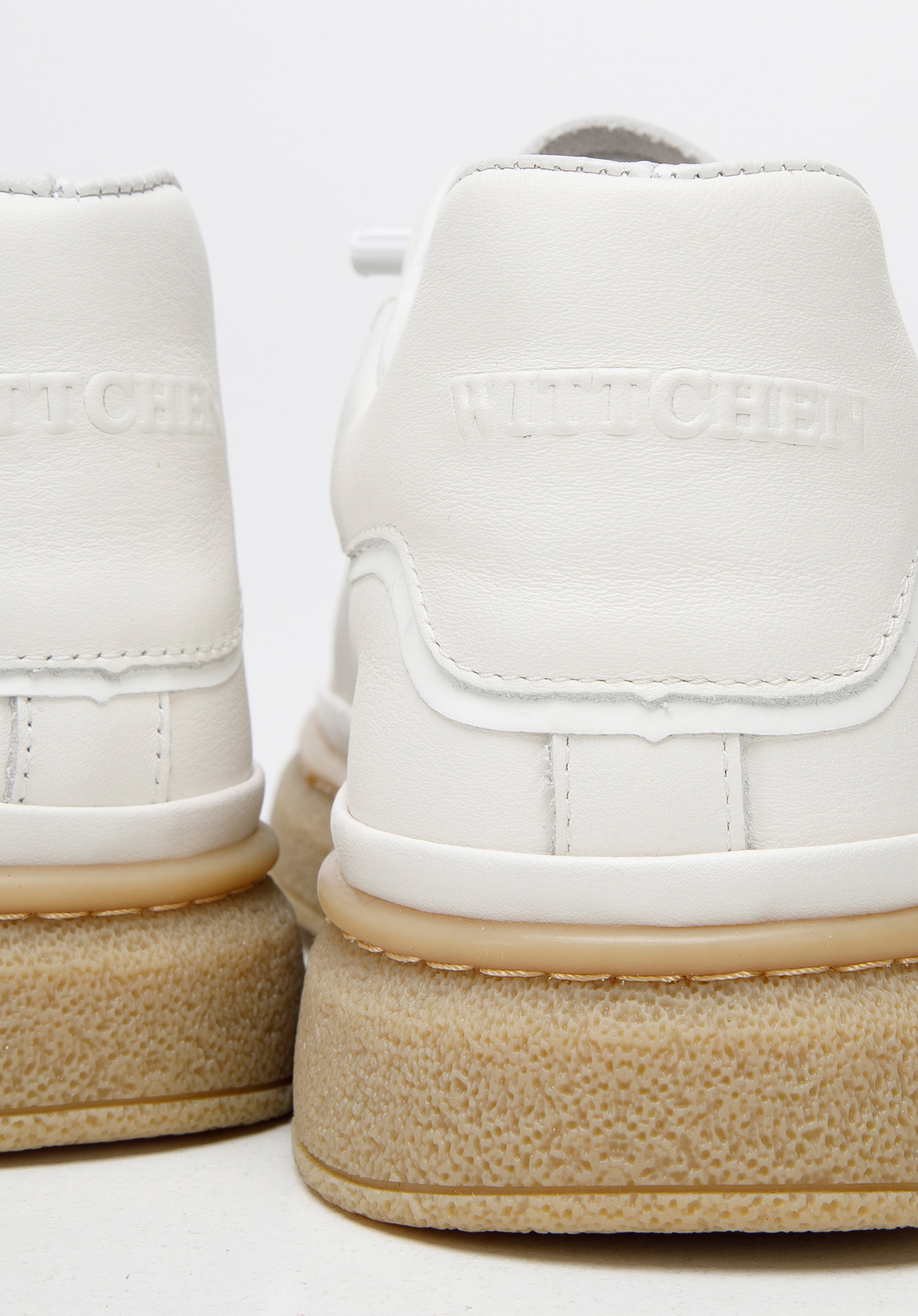 Męskie sneakersy skórzane na jasnej podeszwie