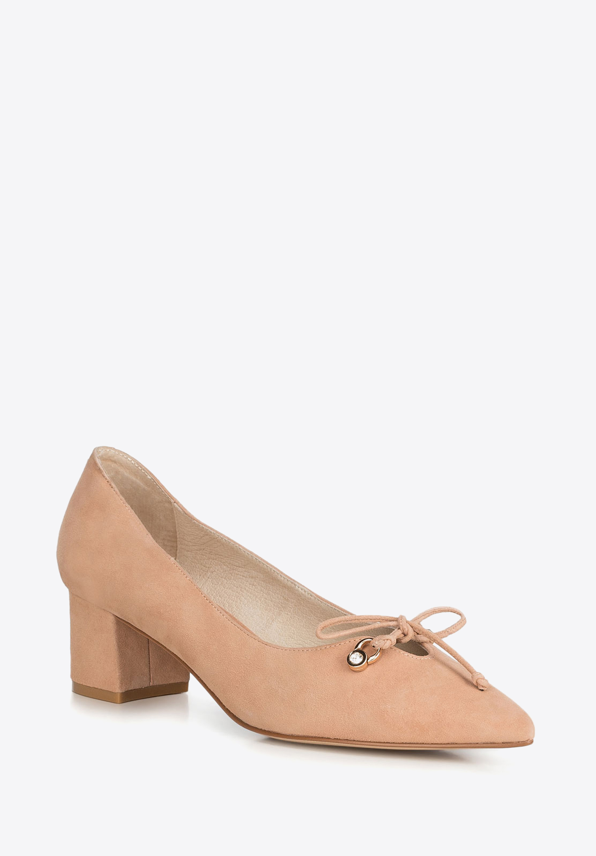 Czółenka na słupku zamszowe z  kokardką