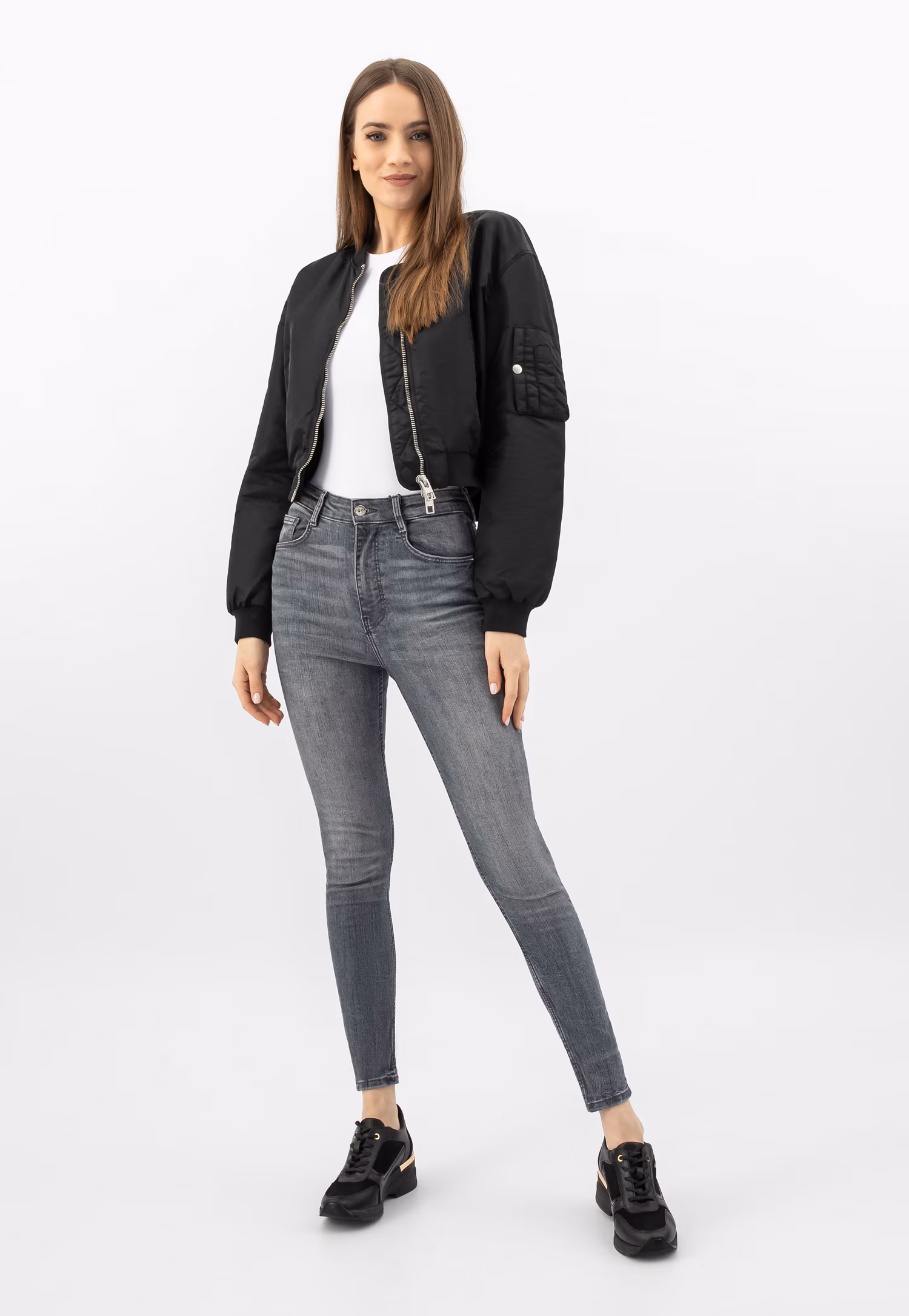 Białe sneakersy damskie na podwyższonej podeszwie