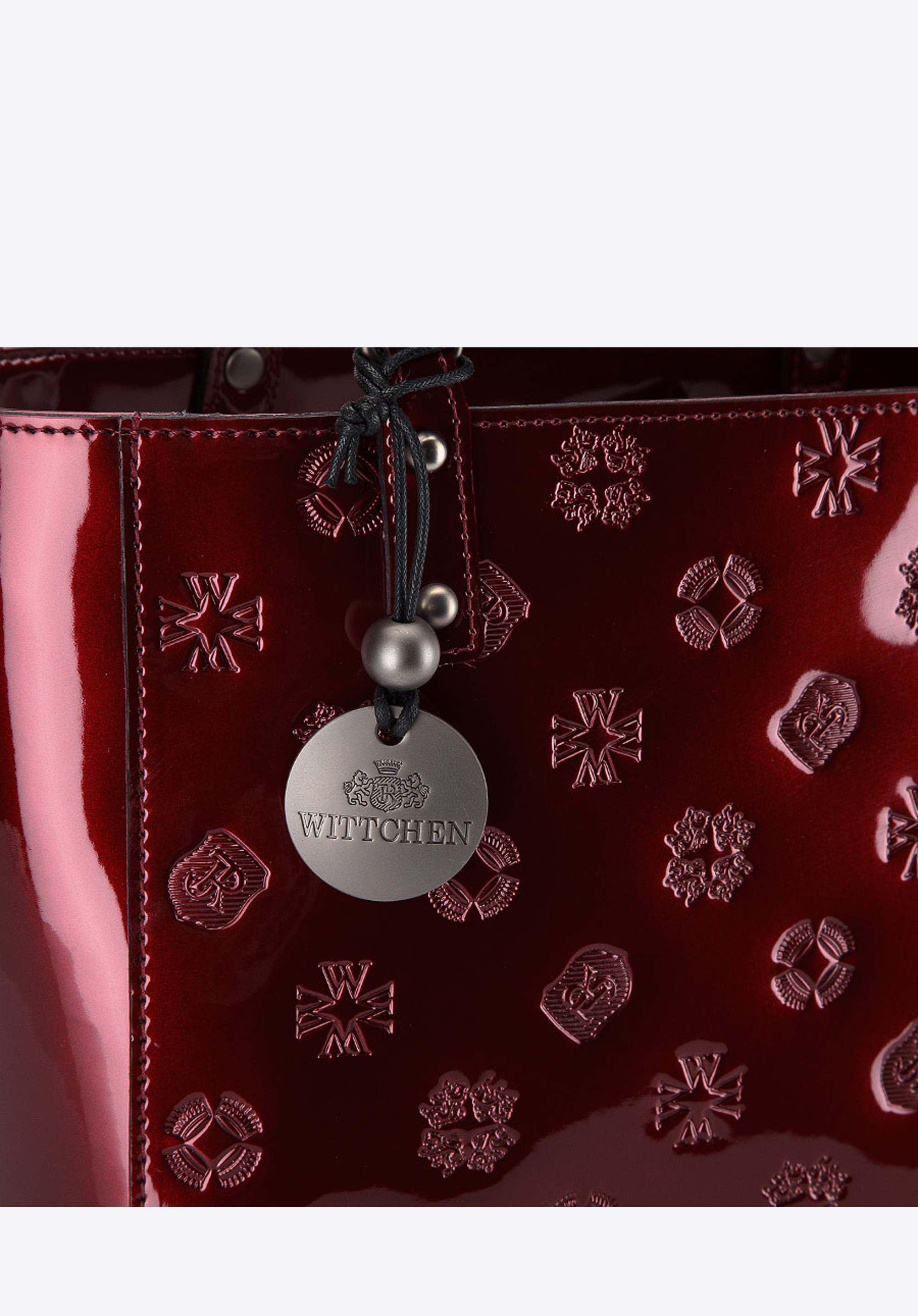 Kuferek skórzany lakierowany z monogramem