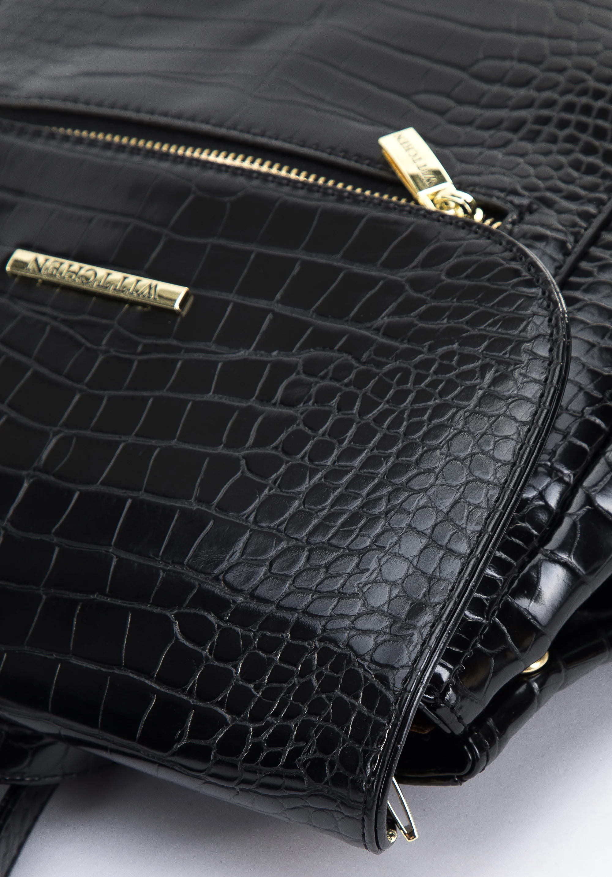 Damski plecak z ekoskóry croco z kieszenią z przodu