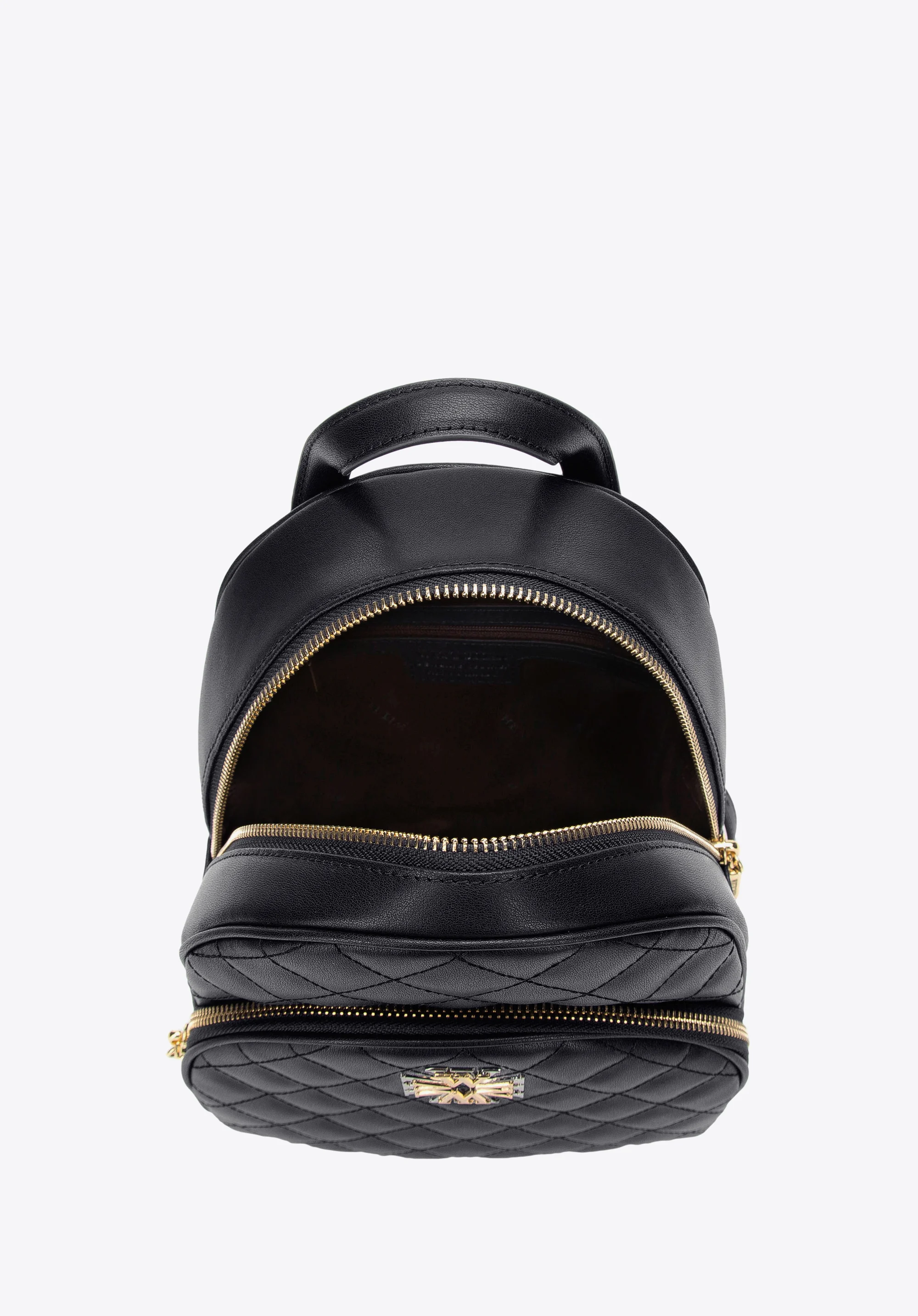 Damski plecak z pikowanej skóry z ozdobnym monogramem