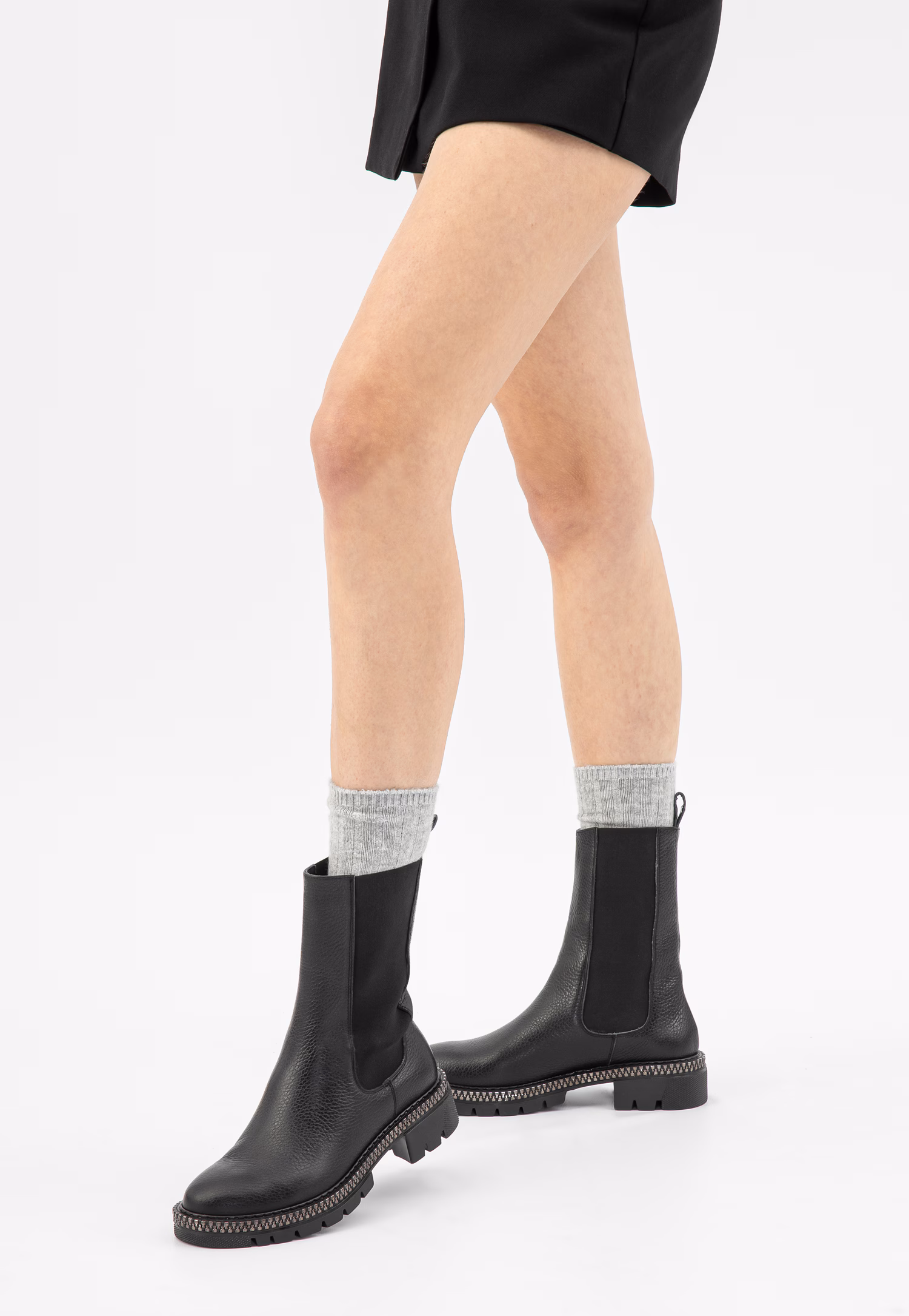 Czarne botki damskie sztyblety ze skóry licowej