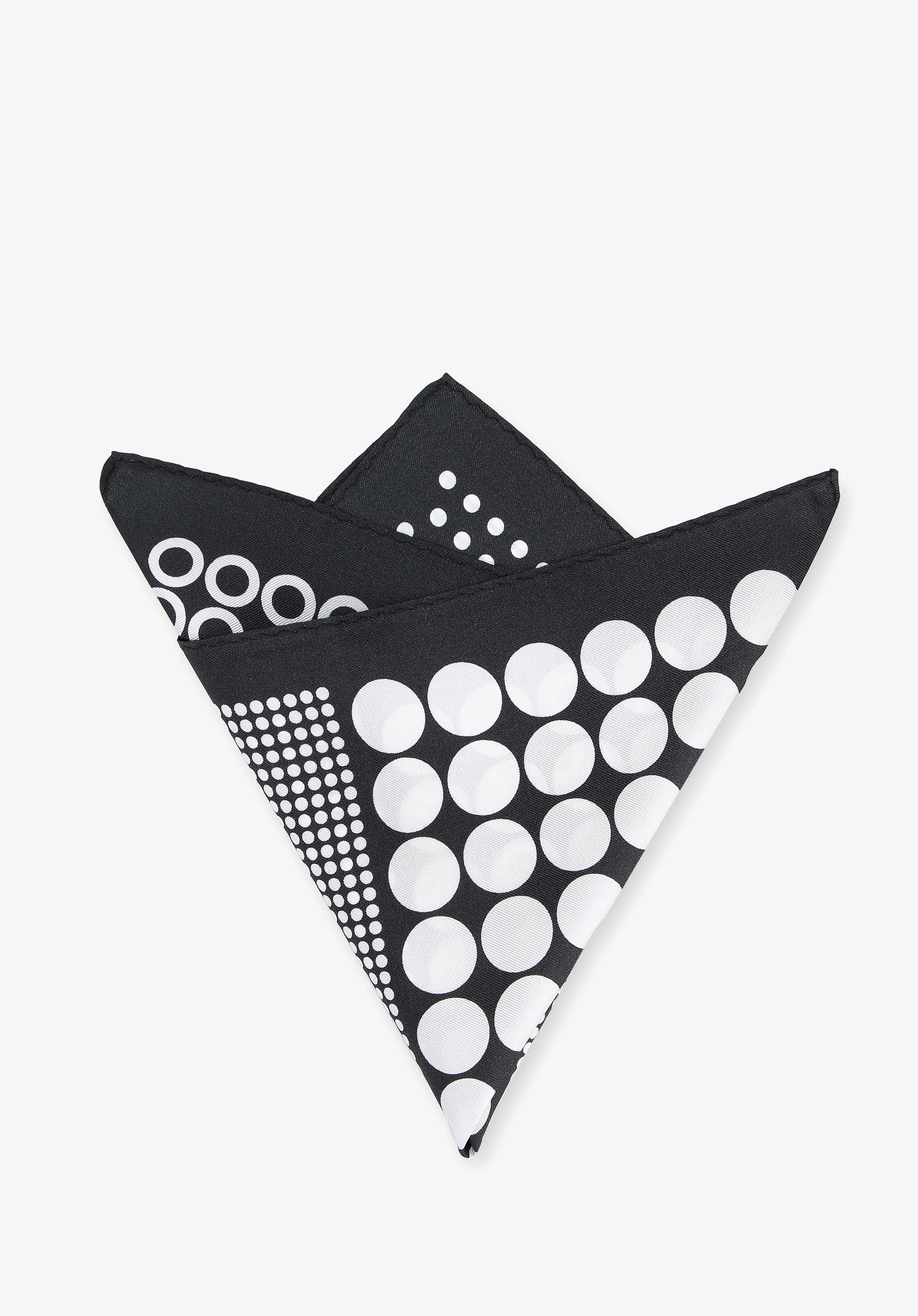 Poszetka jedwabna we wzory