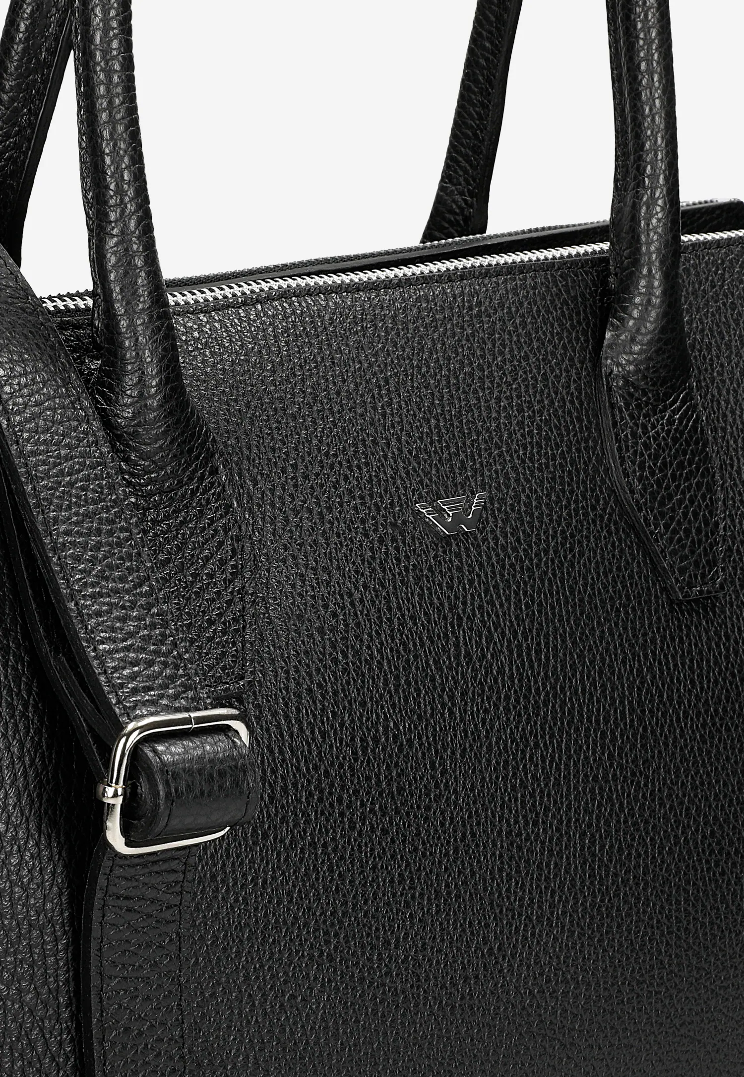 Skórzany kuferek damski w kolorze czarnym