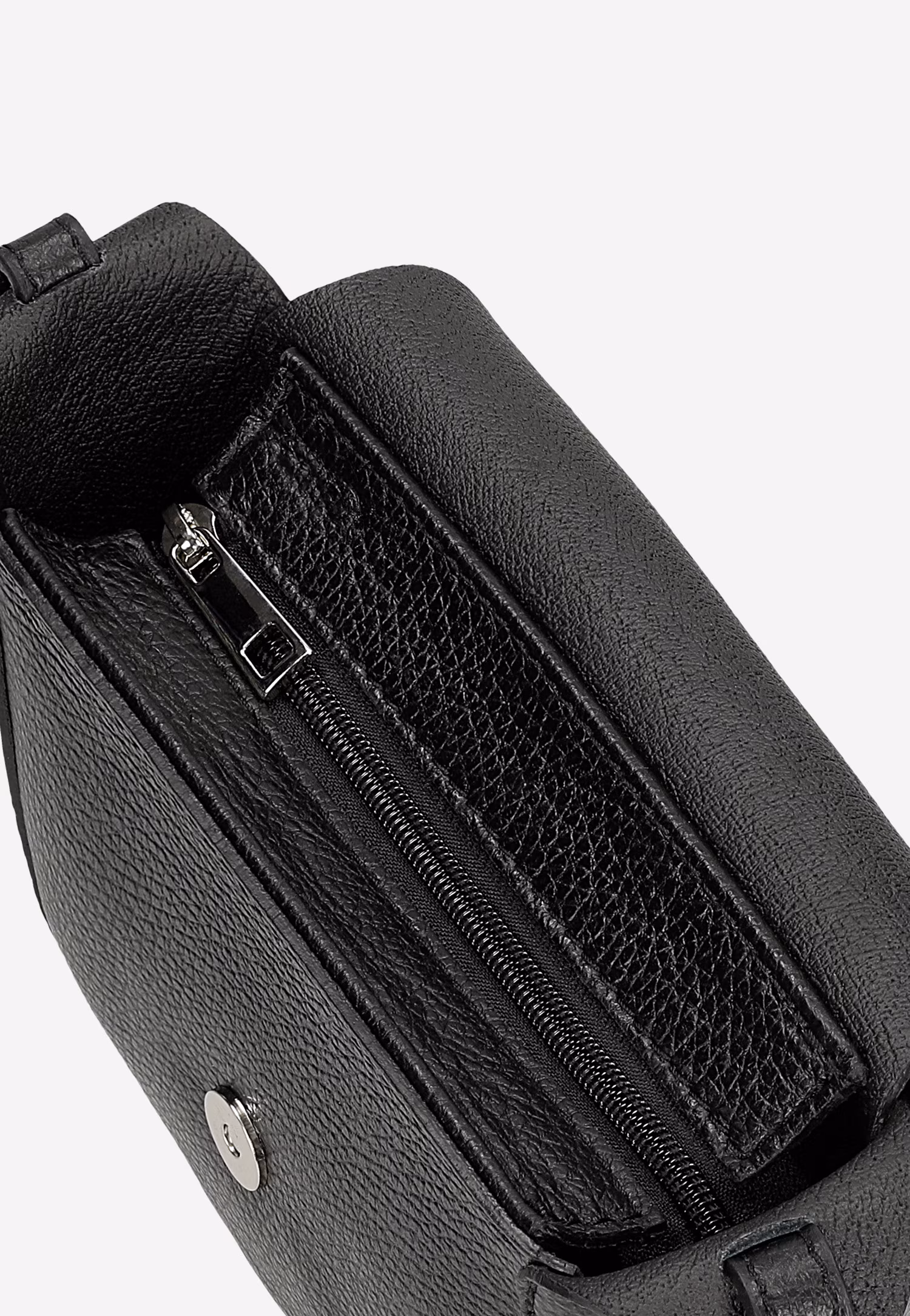 Jasnobrązowa skórzana torebka damska typu saddle bag