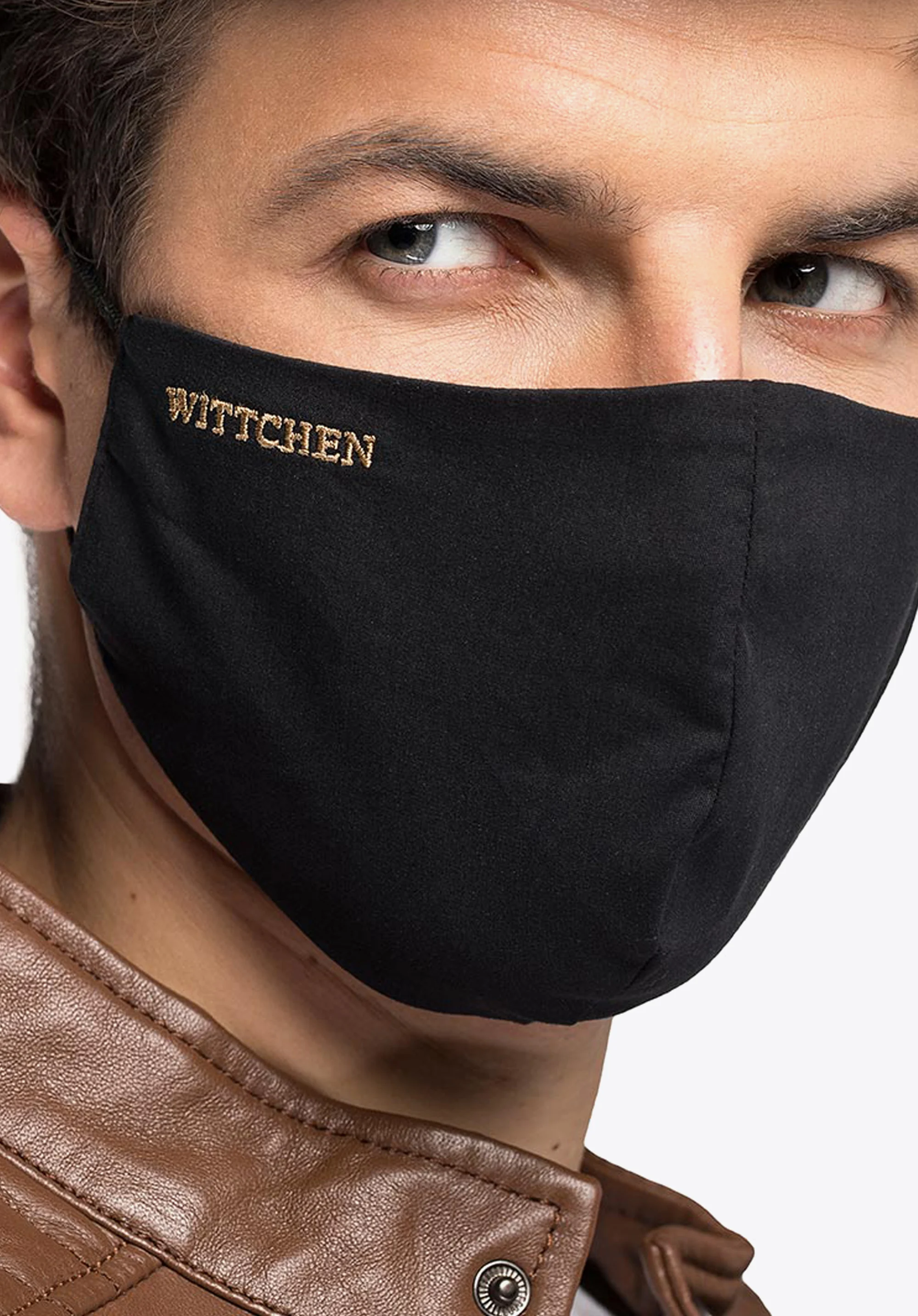 Maseczka bawełniana profilowana ze złotym logo