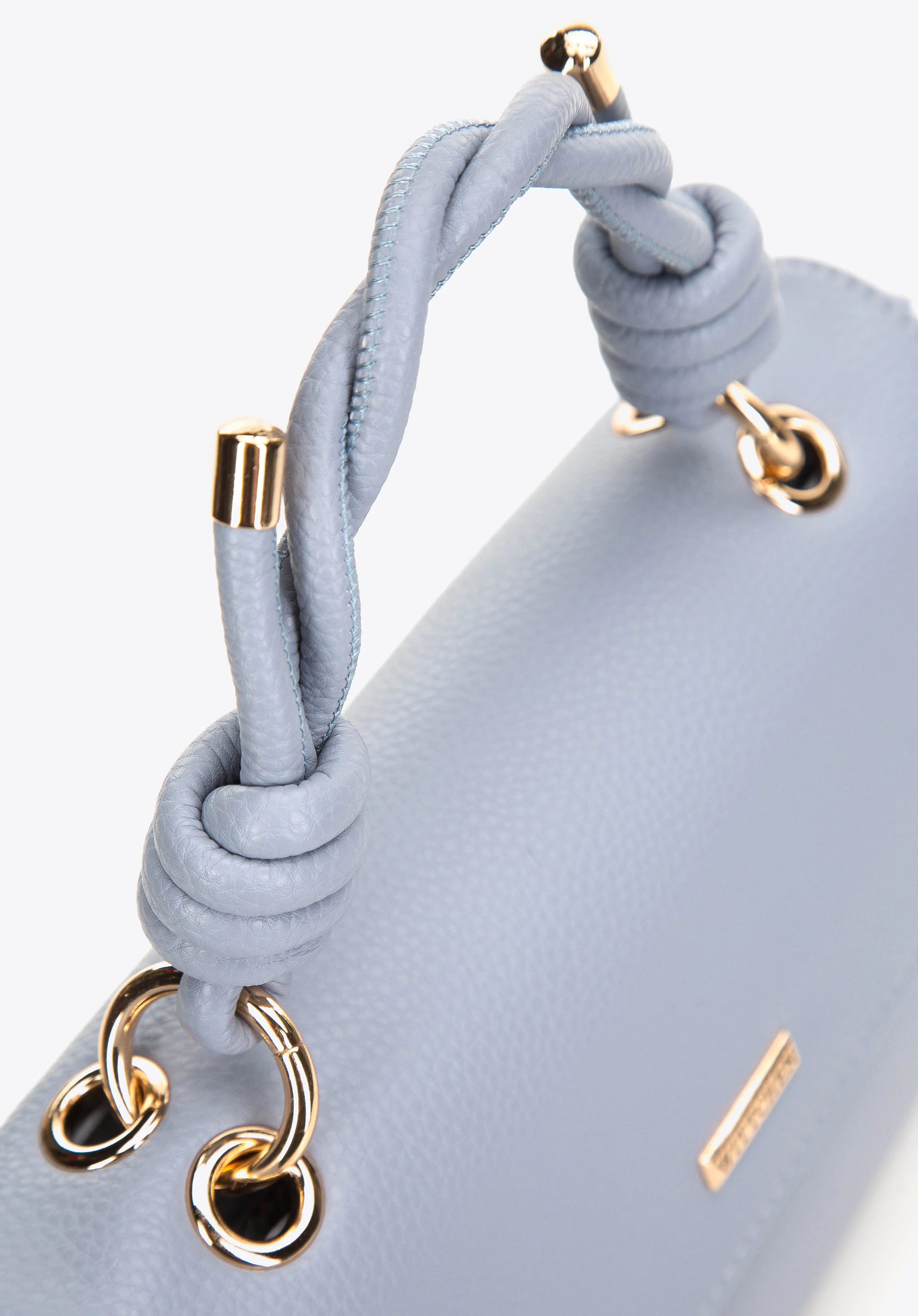 Torebka kuferek z ekoskóry z plecioną rączką