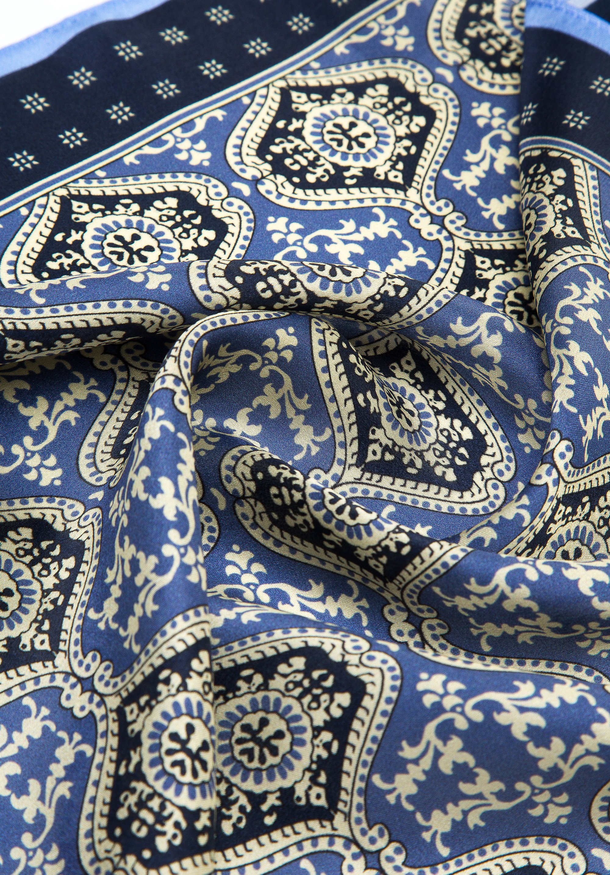 Damska apaszka jedwabna we wzory