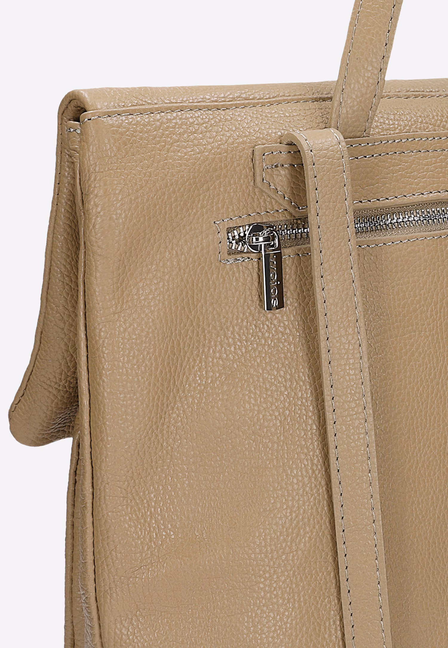 Beżowy skórzany plecak miejski