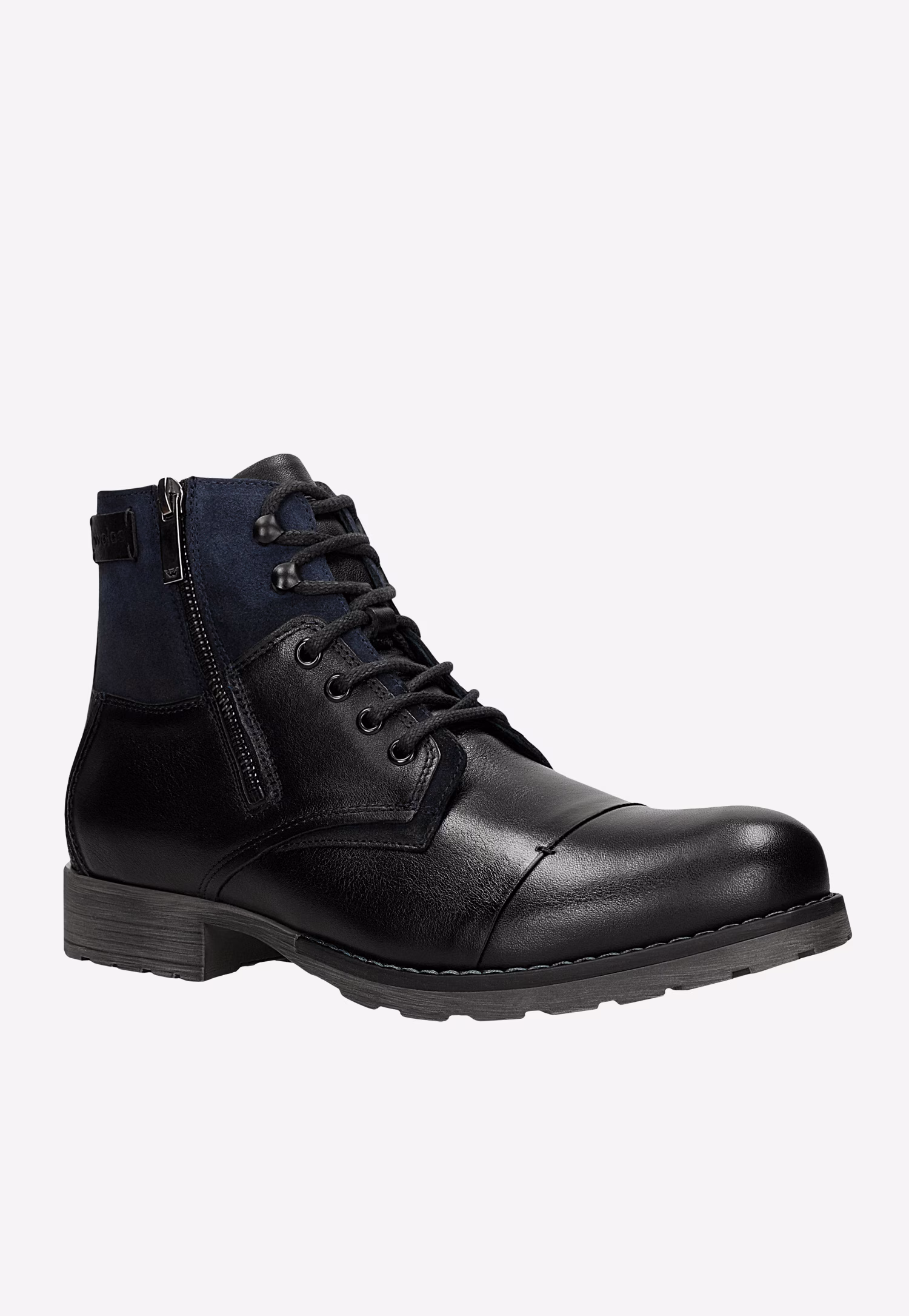 Sznurowane trzewiki męskie