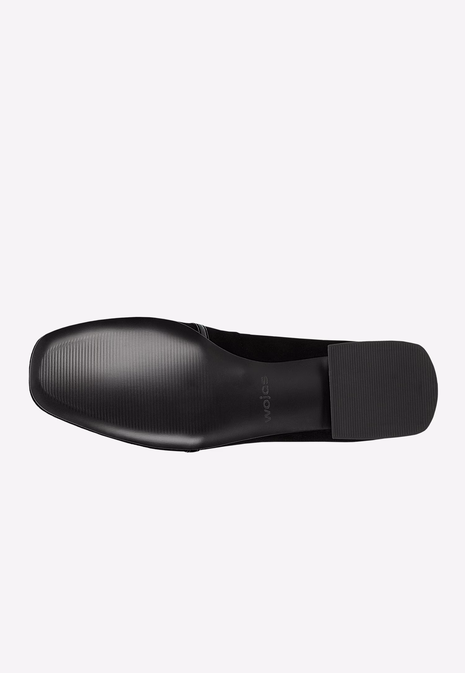 Czarne baleriny z lakierowanym paskiem na podbiciu