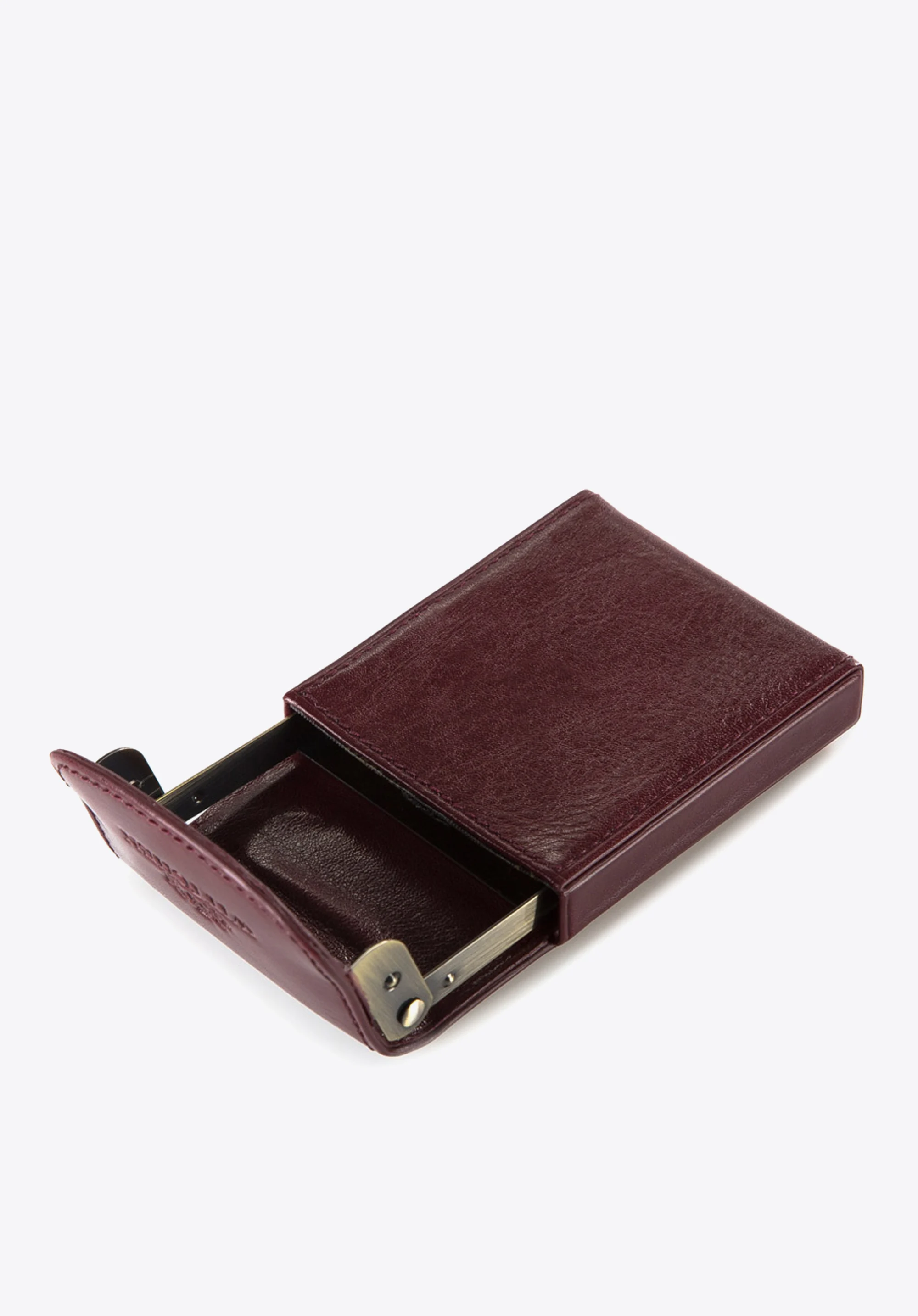 Etui na wizytówki skórzane metalowe