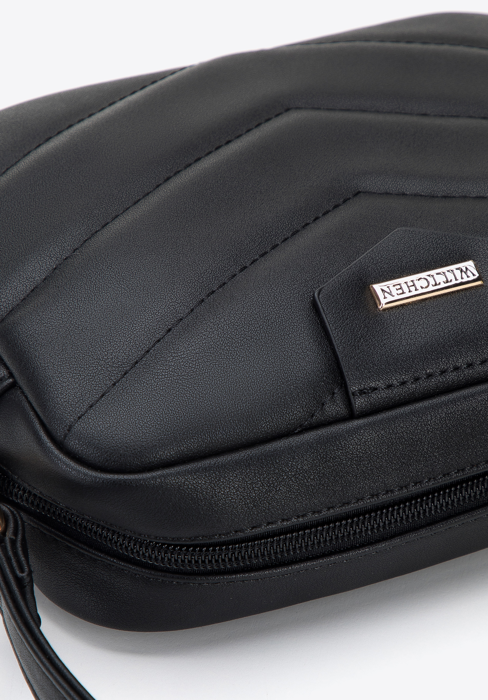 Damska listonoszka z miękkiej ekoskóry pikowana