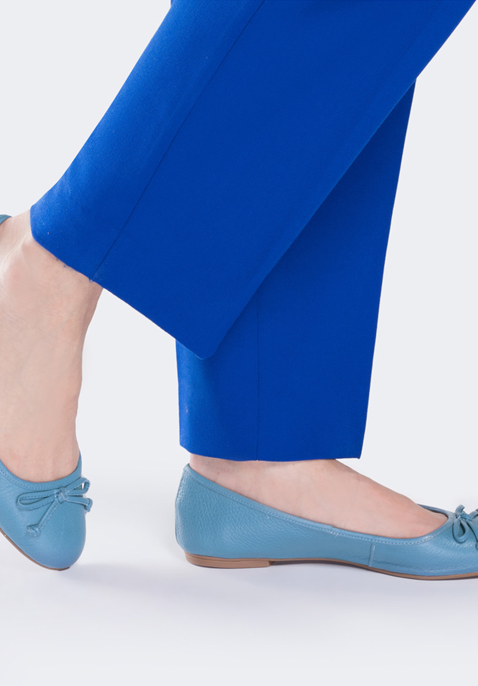 Baleriny skórzane z kokardką