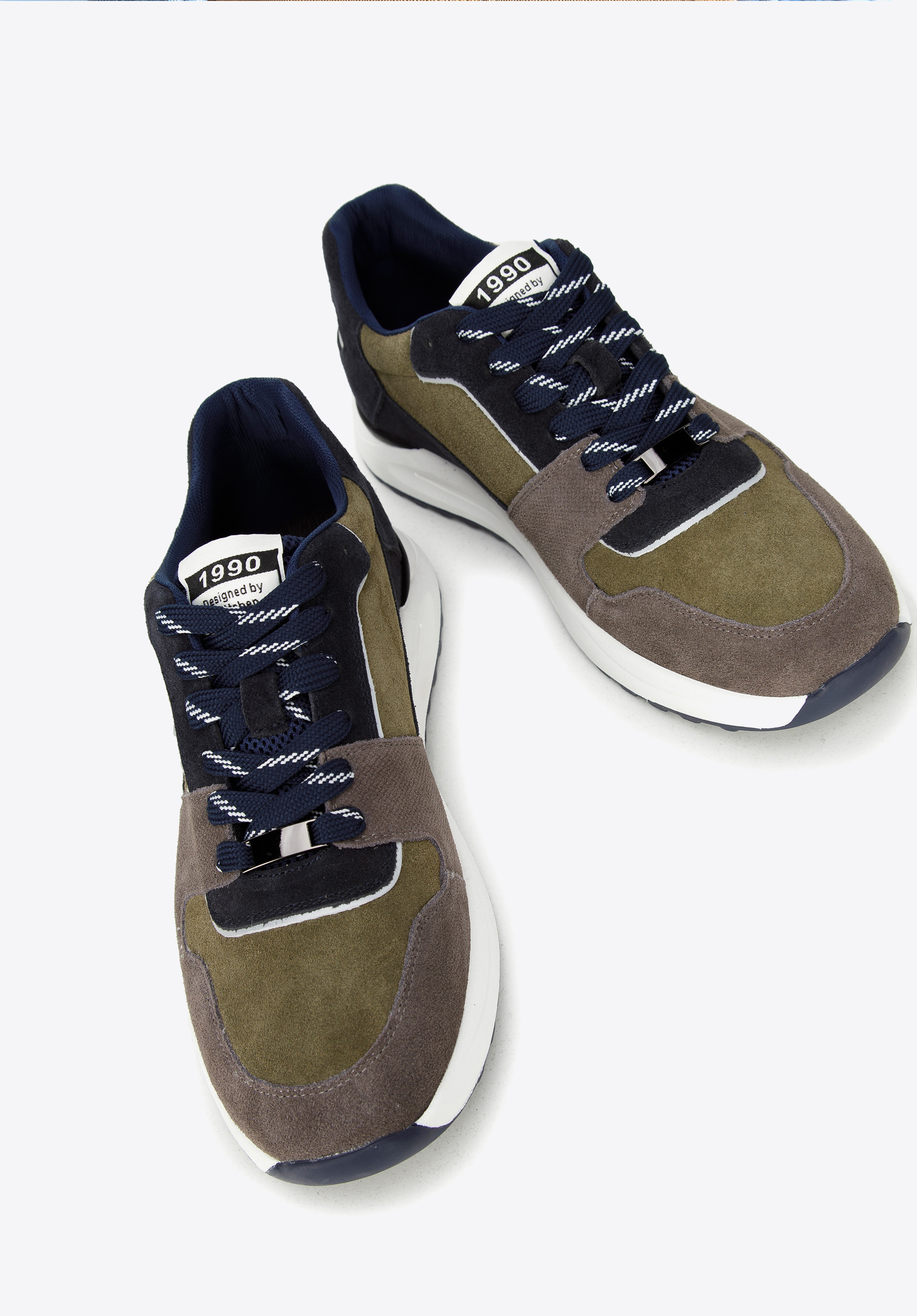 Męskie sneakersy z odblaskową wstawką