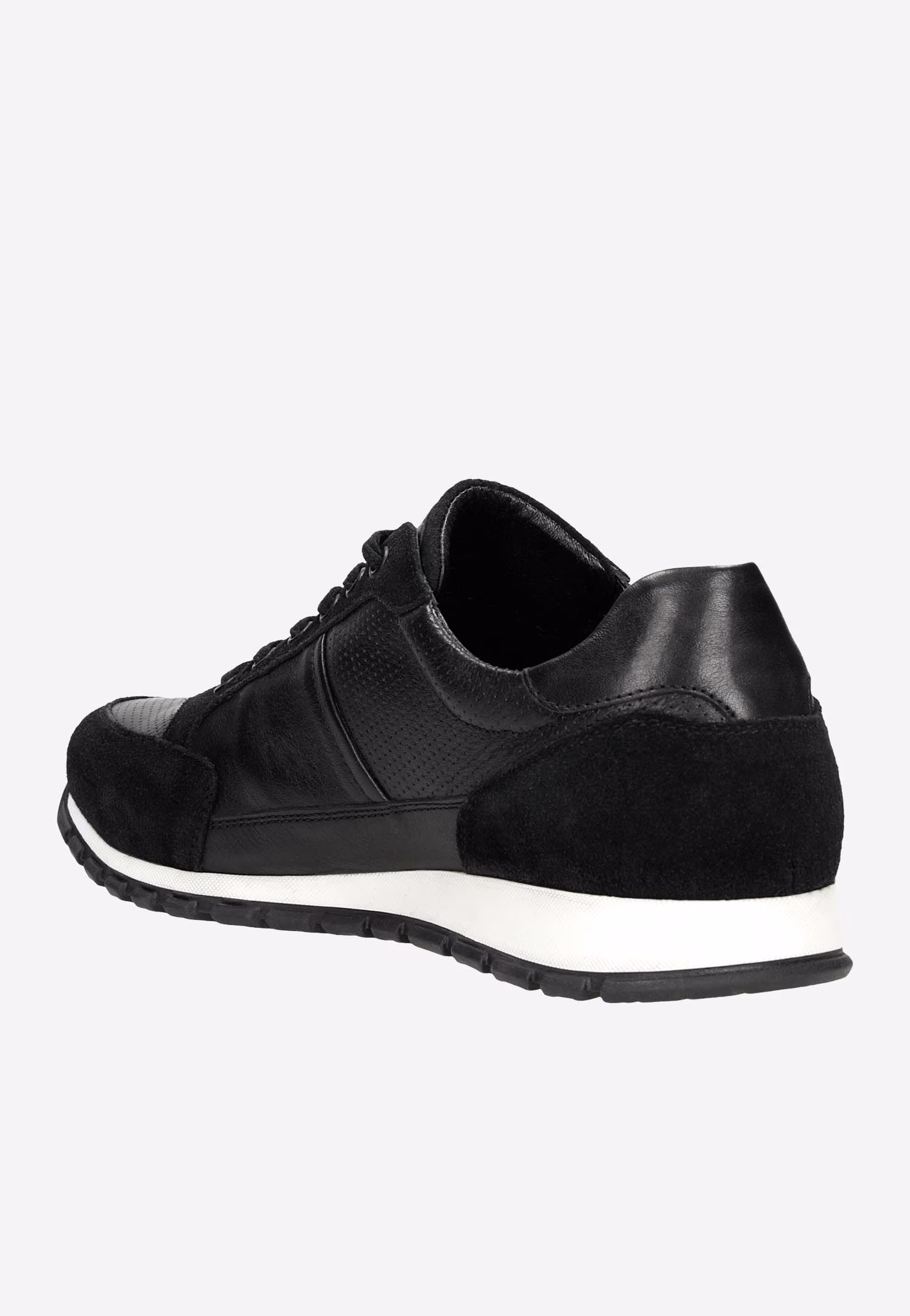 Uniwersalne jasnobrązowe sneakersy męskie z granatowymi akcentami