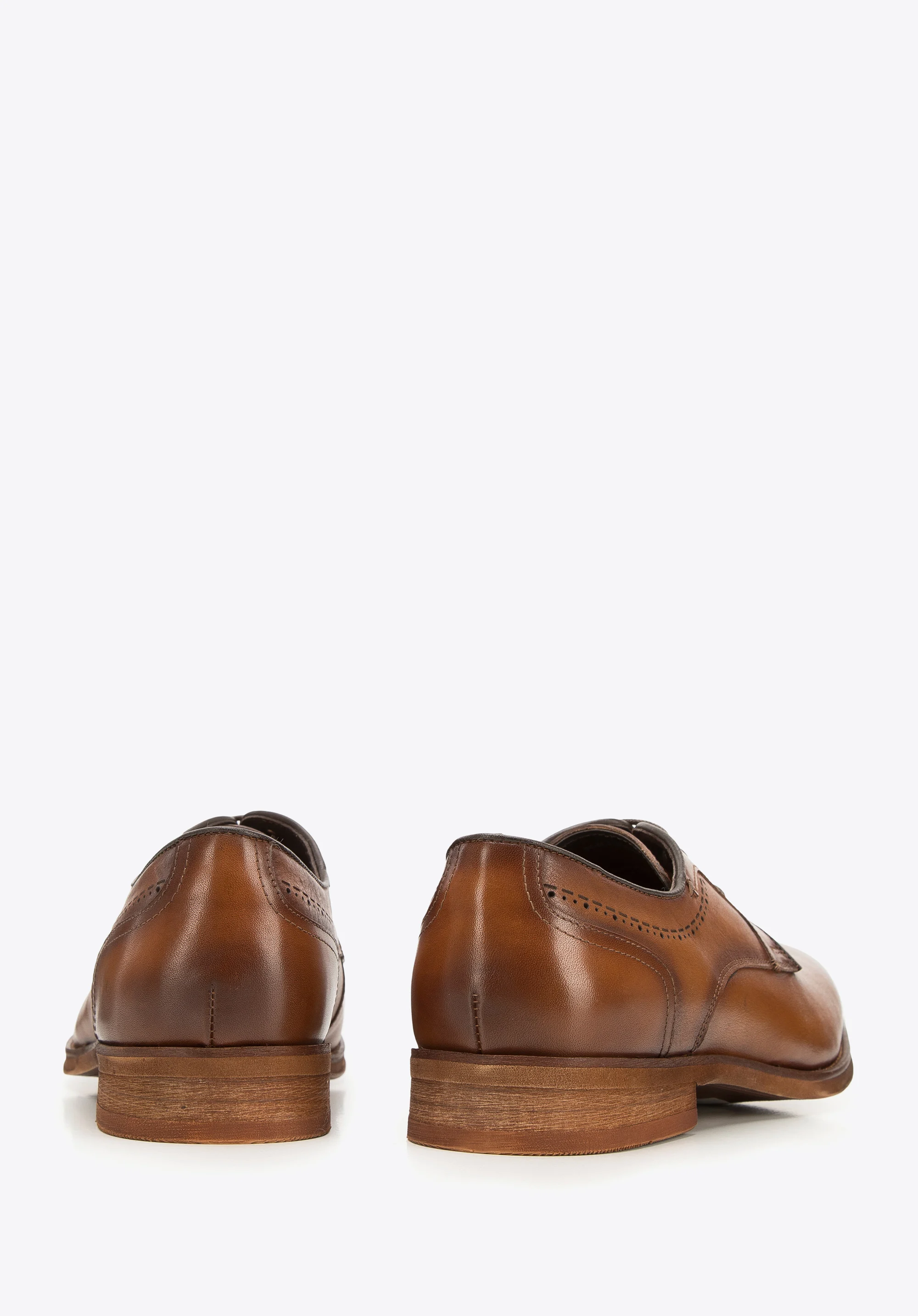 Męskie półbuty skórzane ze zdobieniem