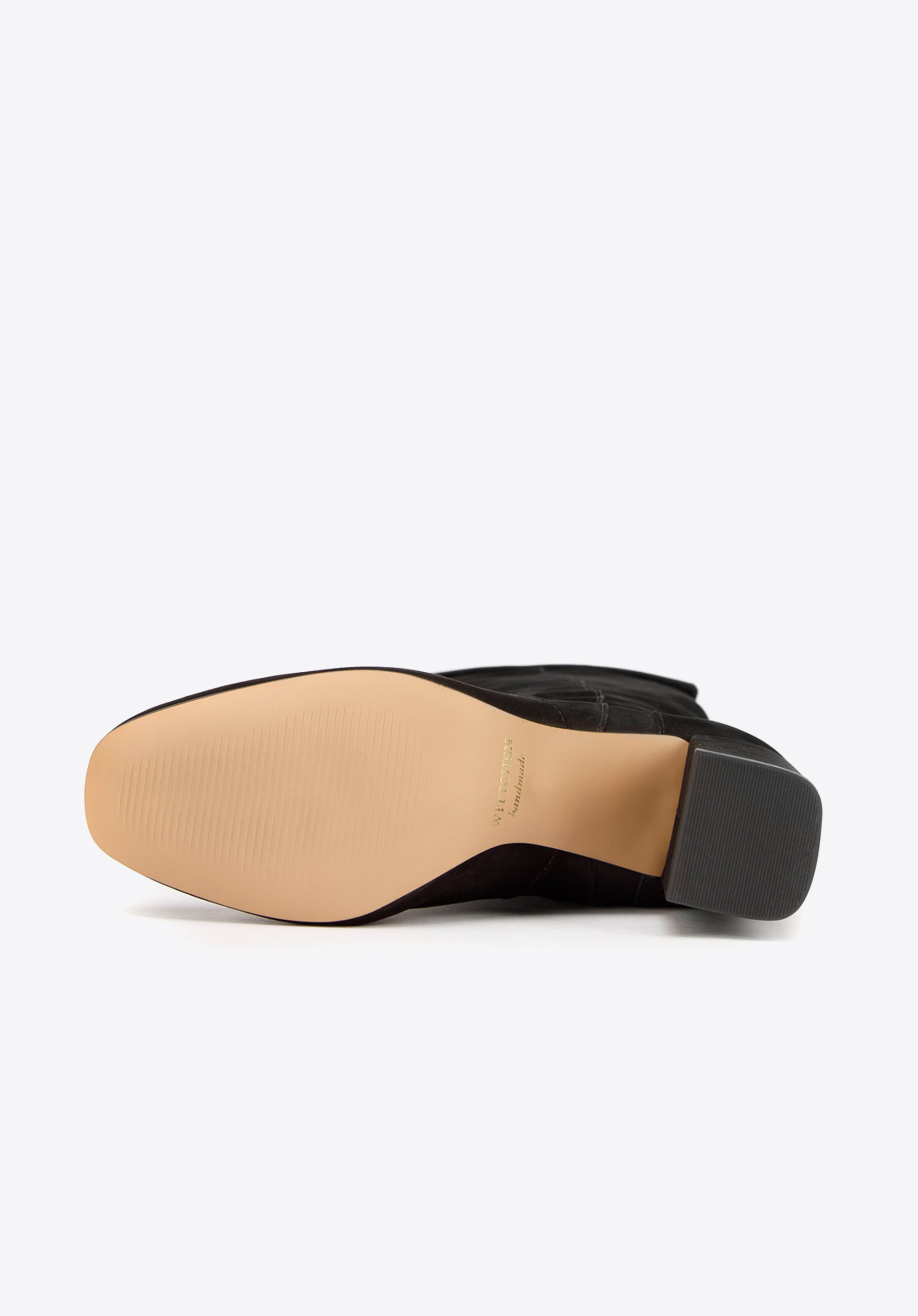 Muszkieterki zamszowe na słupku