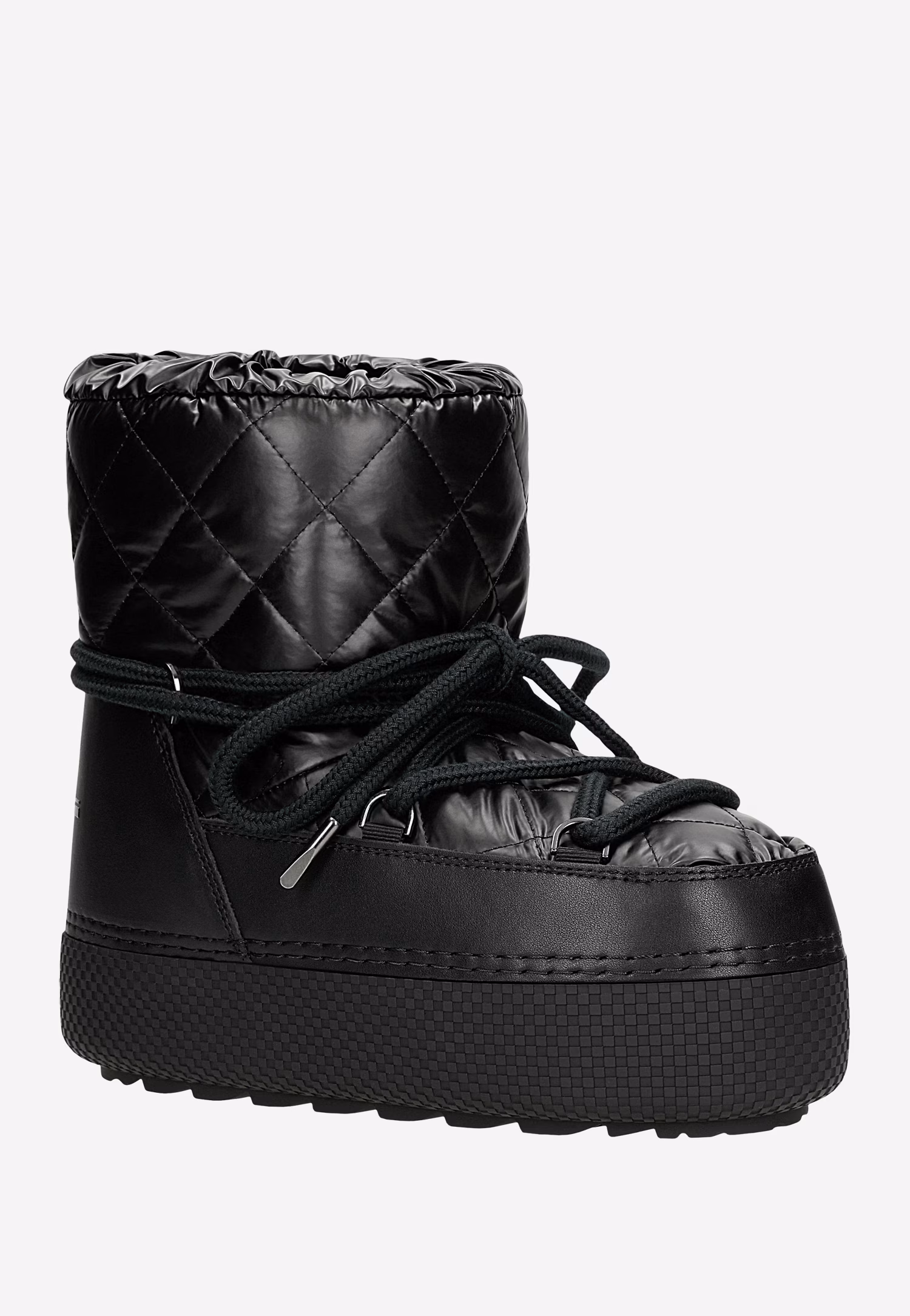 Czarne śniegowce RELAKS z pikowanym materiałem