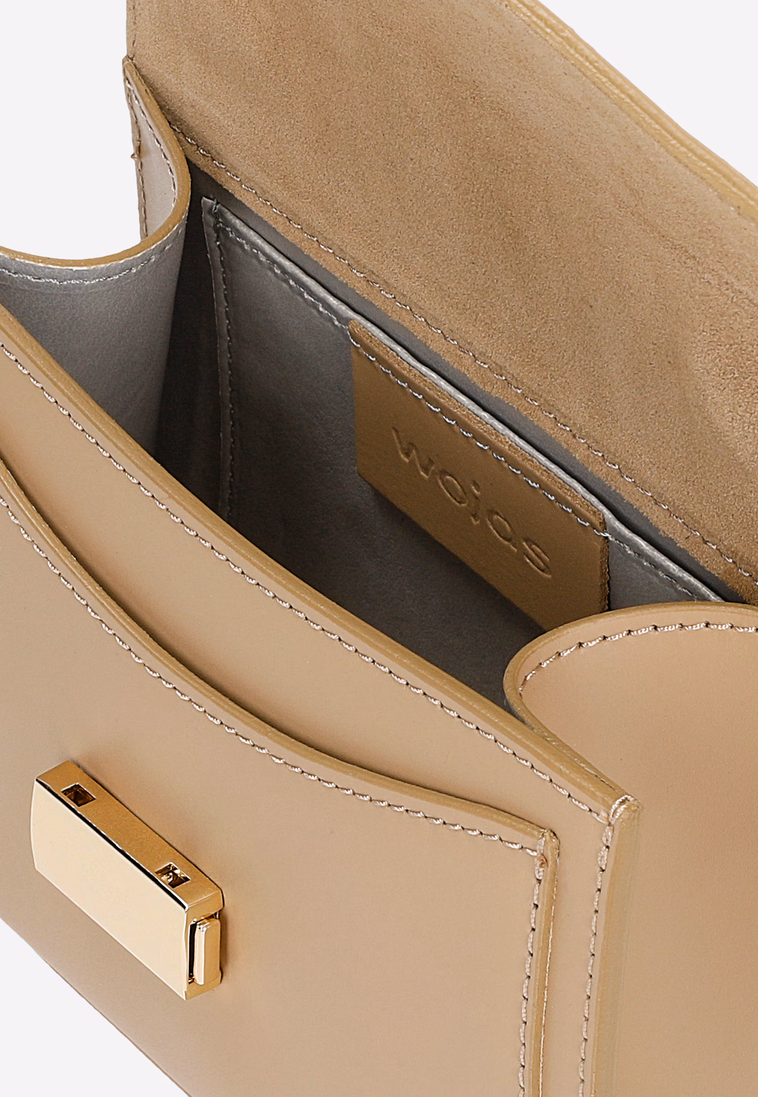 Czarna torebka damska z gładkiej skóry licowej