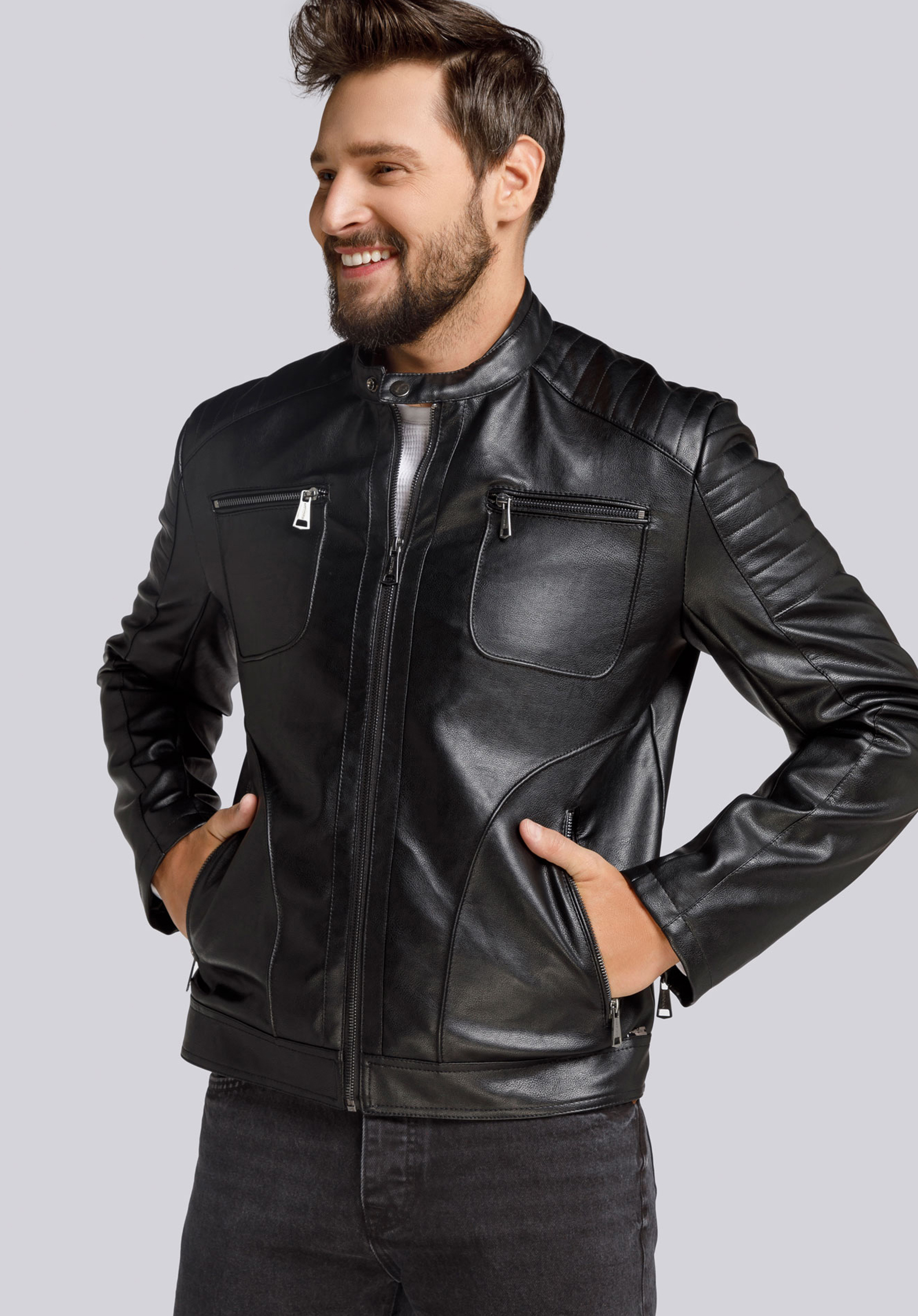 Męska kurtka z obszytymi kieszeniami