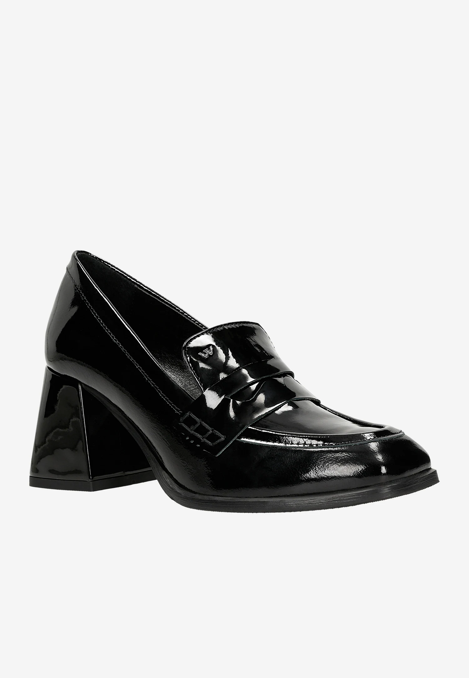 Czarne lakierowane mokasyny damskie na solidnym obcasie