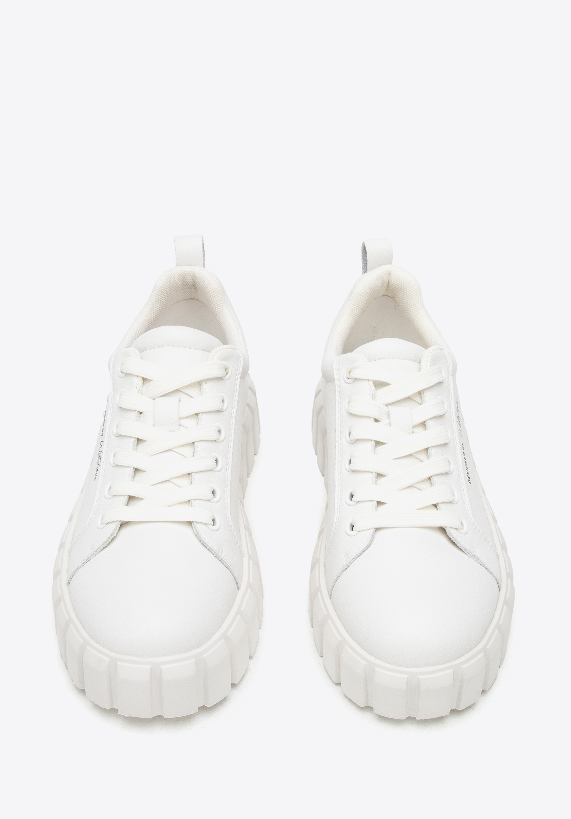 Damskie sneakersy skórzane klasyczne na grubej podeszwie