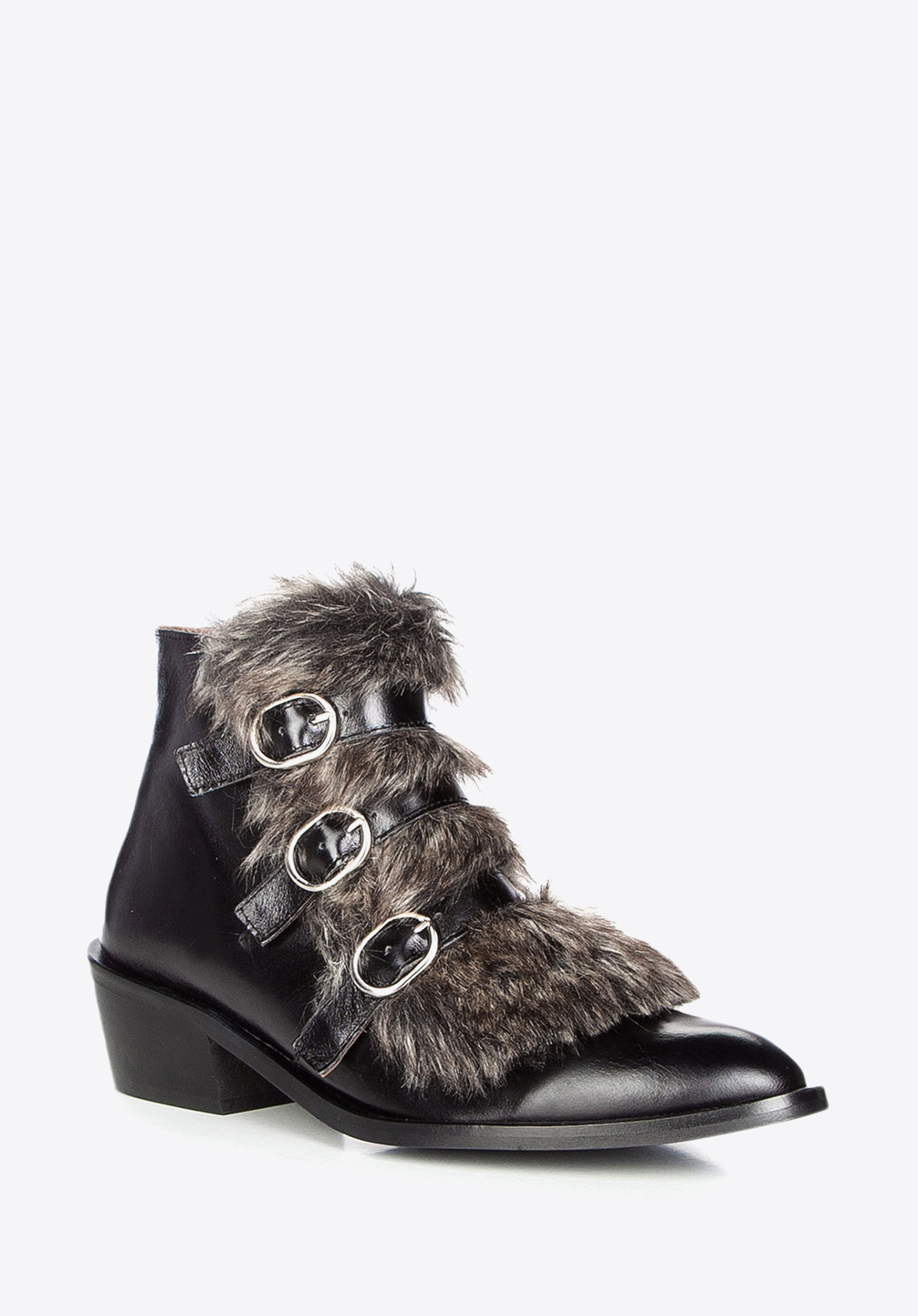 Botki skórzane z futerkiem