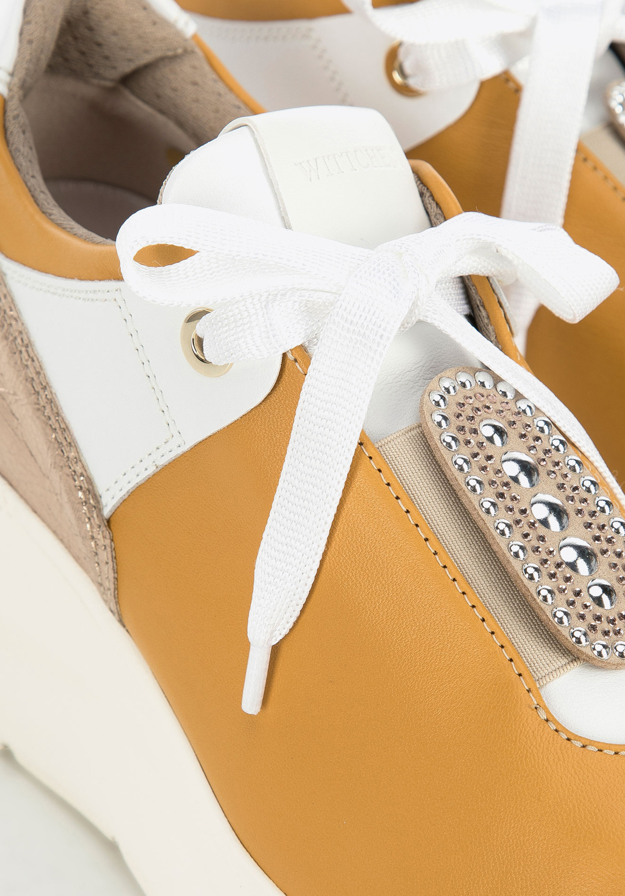 Damskie sneakersy skórzane z błyszczącymi wstawkami