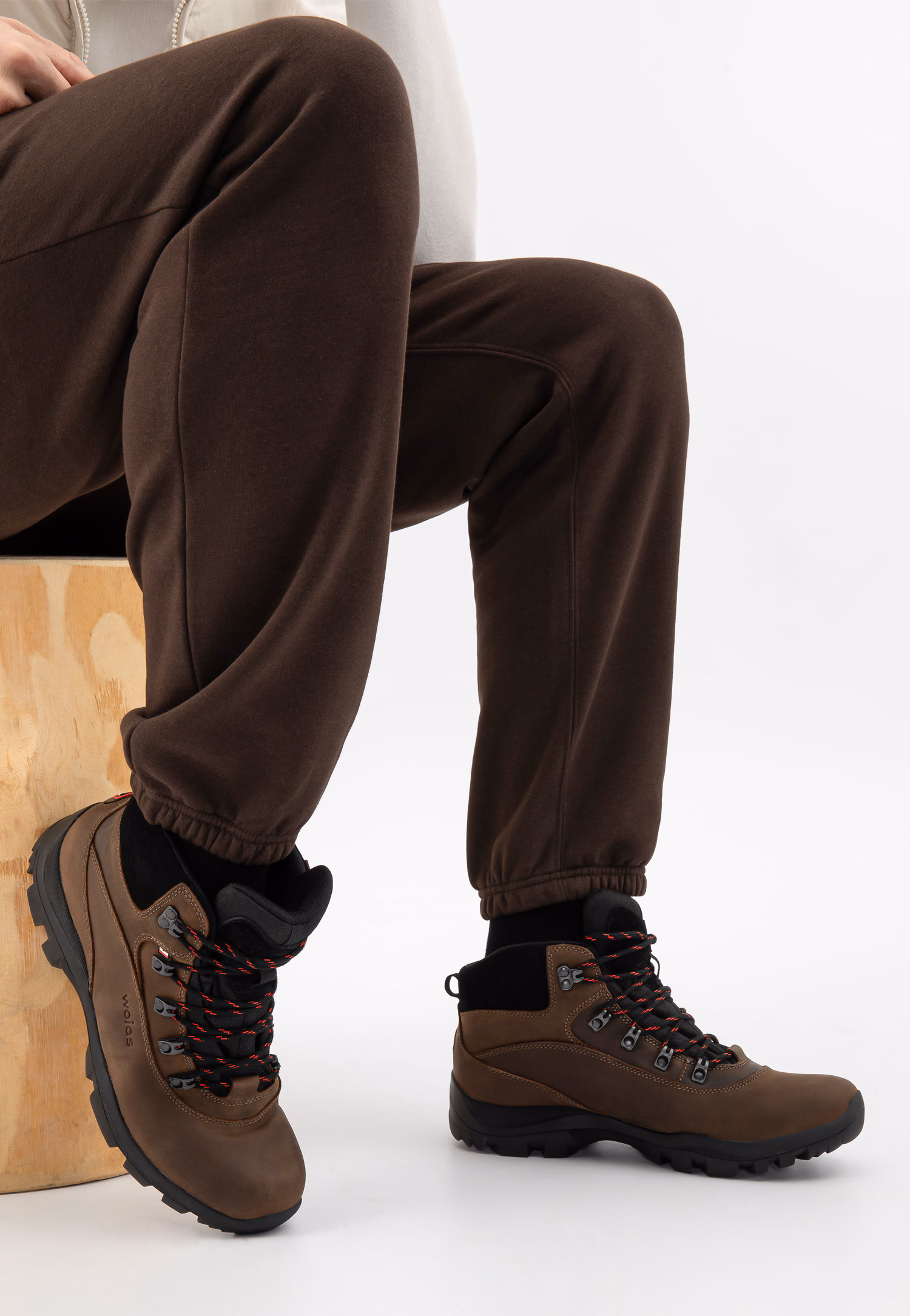 Brązowe męskie trzewiki trekkingowe