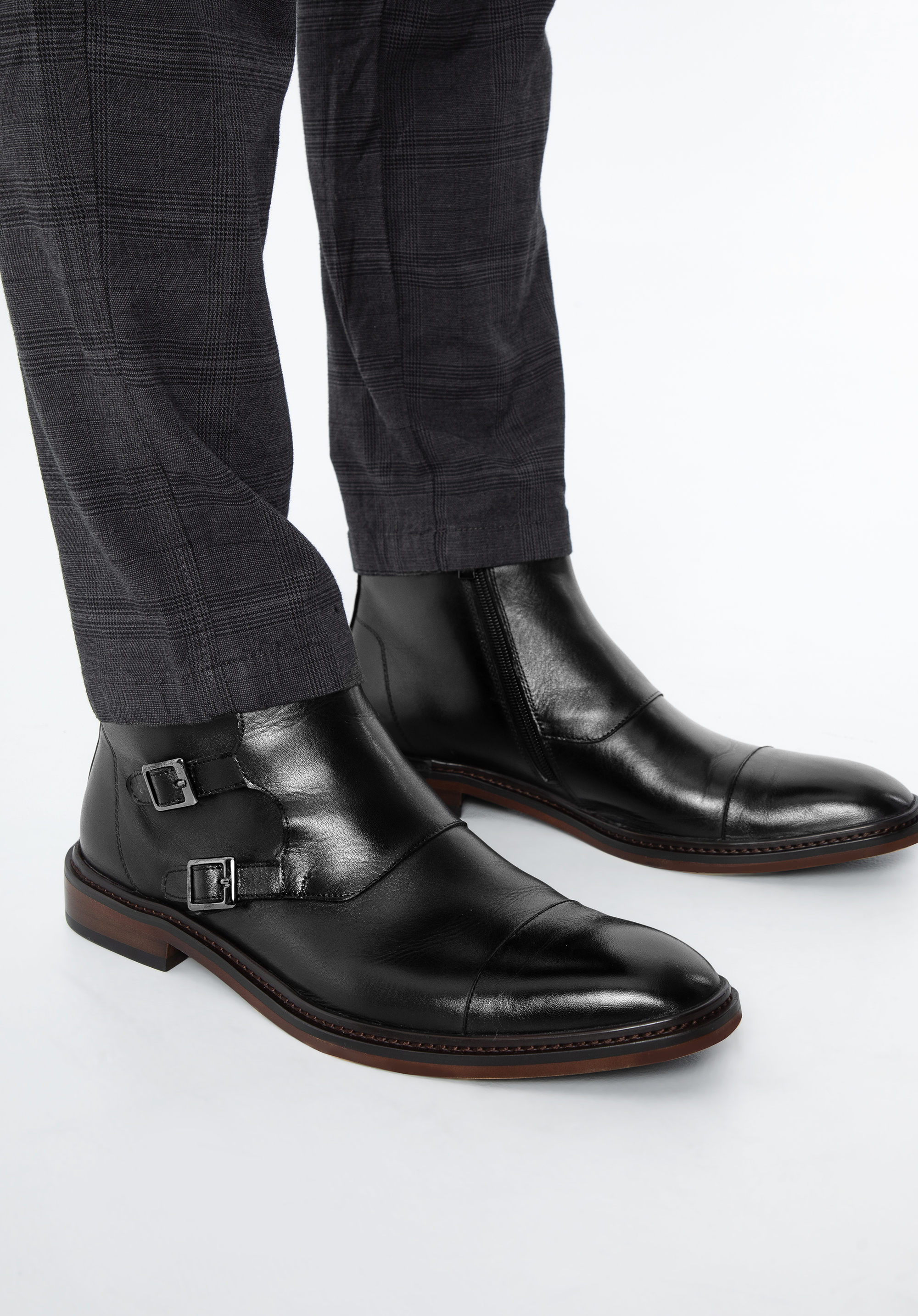 Męskie trzewiki skórzane z klamrami